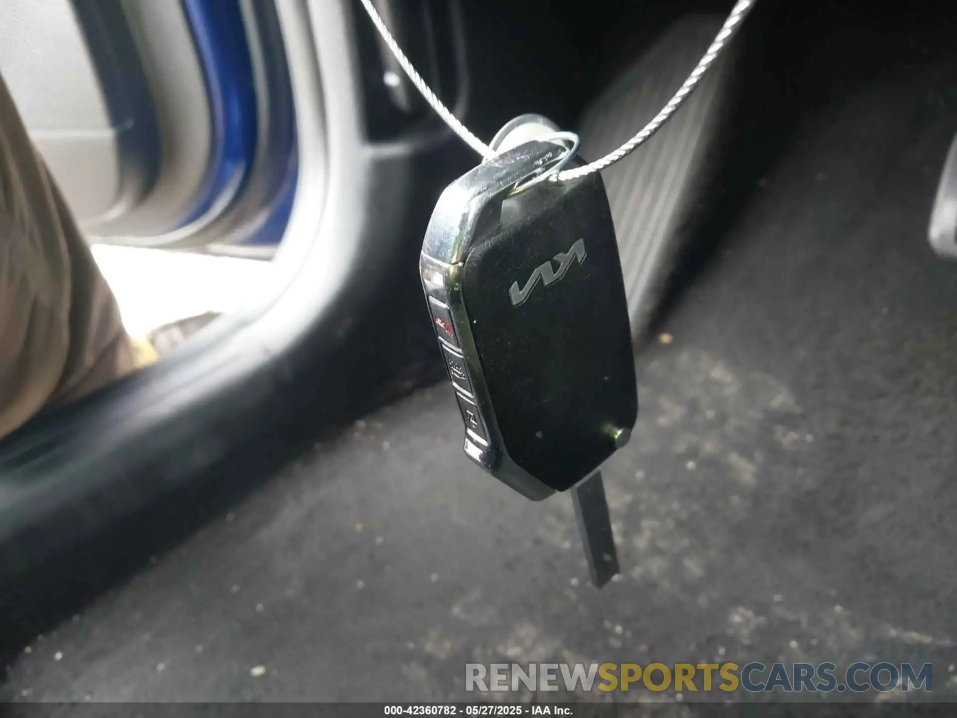 11 Photograph of a damaged car 3KPF24AD0PE580493 KIA FORTE 2023
