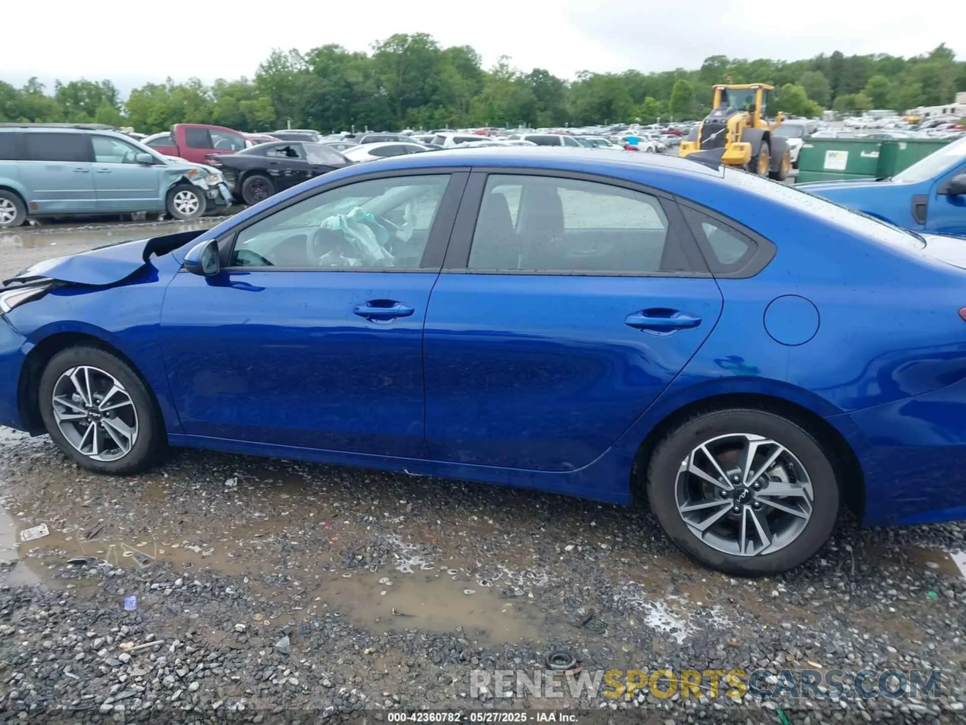 15 Photograph of a damaged car 3KPF24AD0PE580493 KIA FORTE 2023