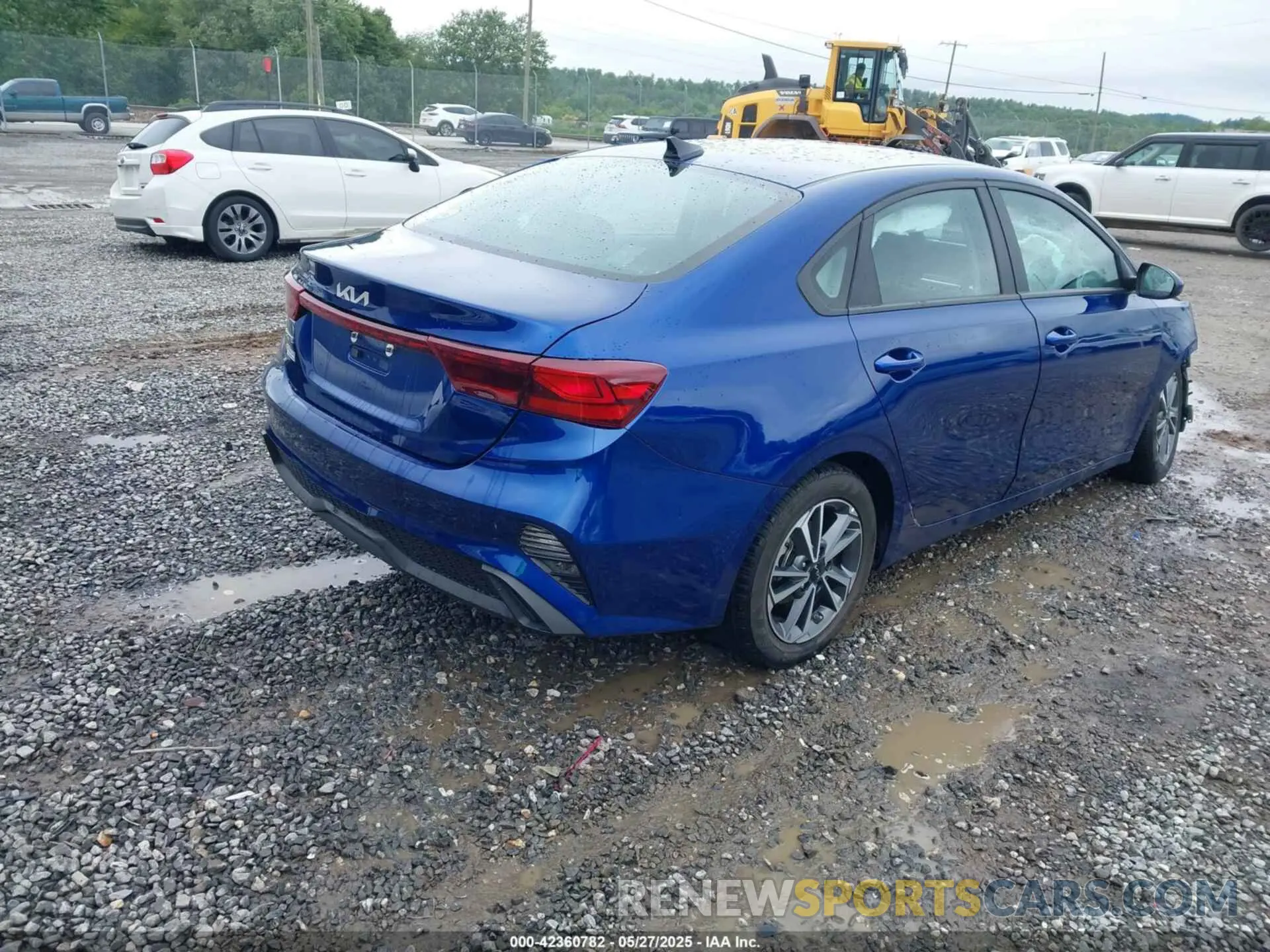 4 Photograph of a damaged car 3KPF24AD0PE580493 KIA FORTE 2023