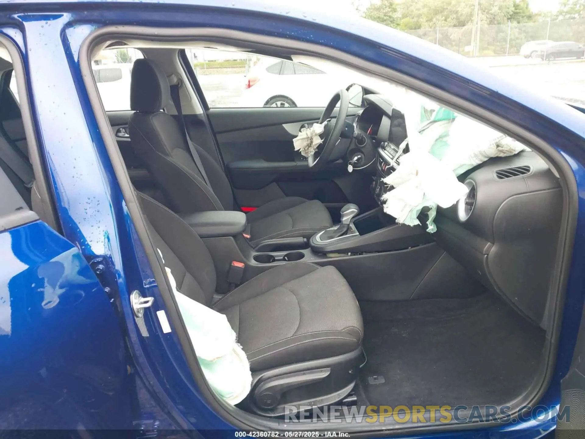5 Photograph of a damaged car 3KPF24AD0PE580493 KIA FORTE 2023