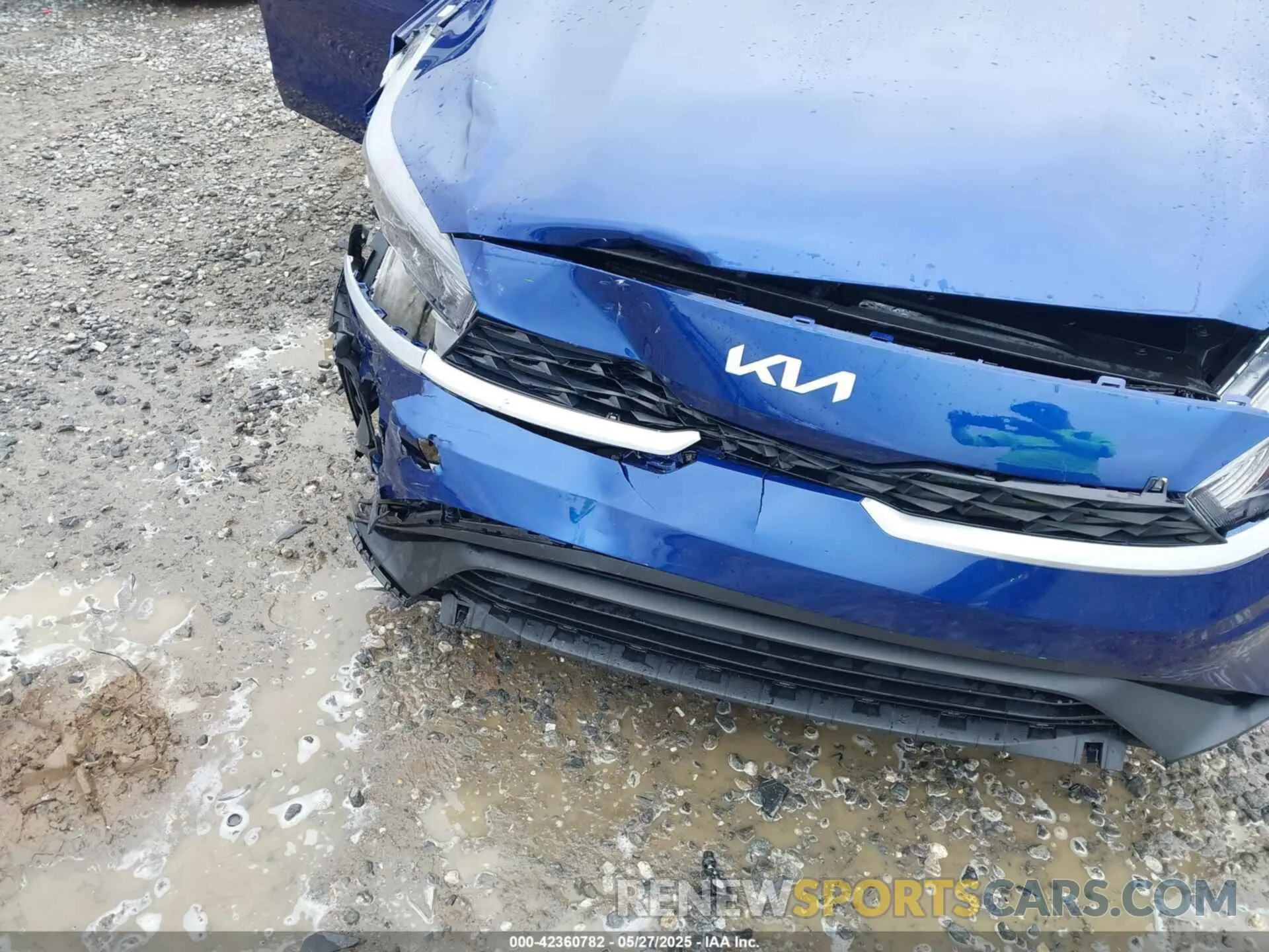 6 Photograph of a damaged car 3KPF24AD0PE580493 KIA FORTE 2023