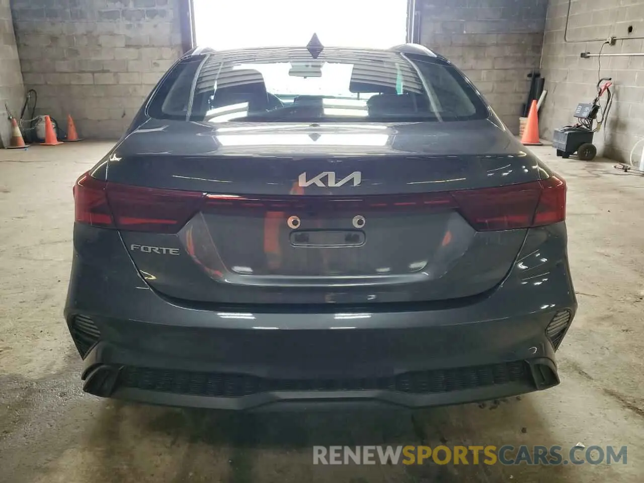6 Photograph of a damaged car 3KPF24AD0PE615565 KIA FORTE 2023