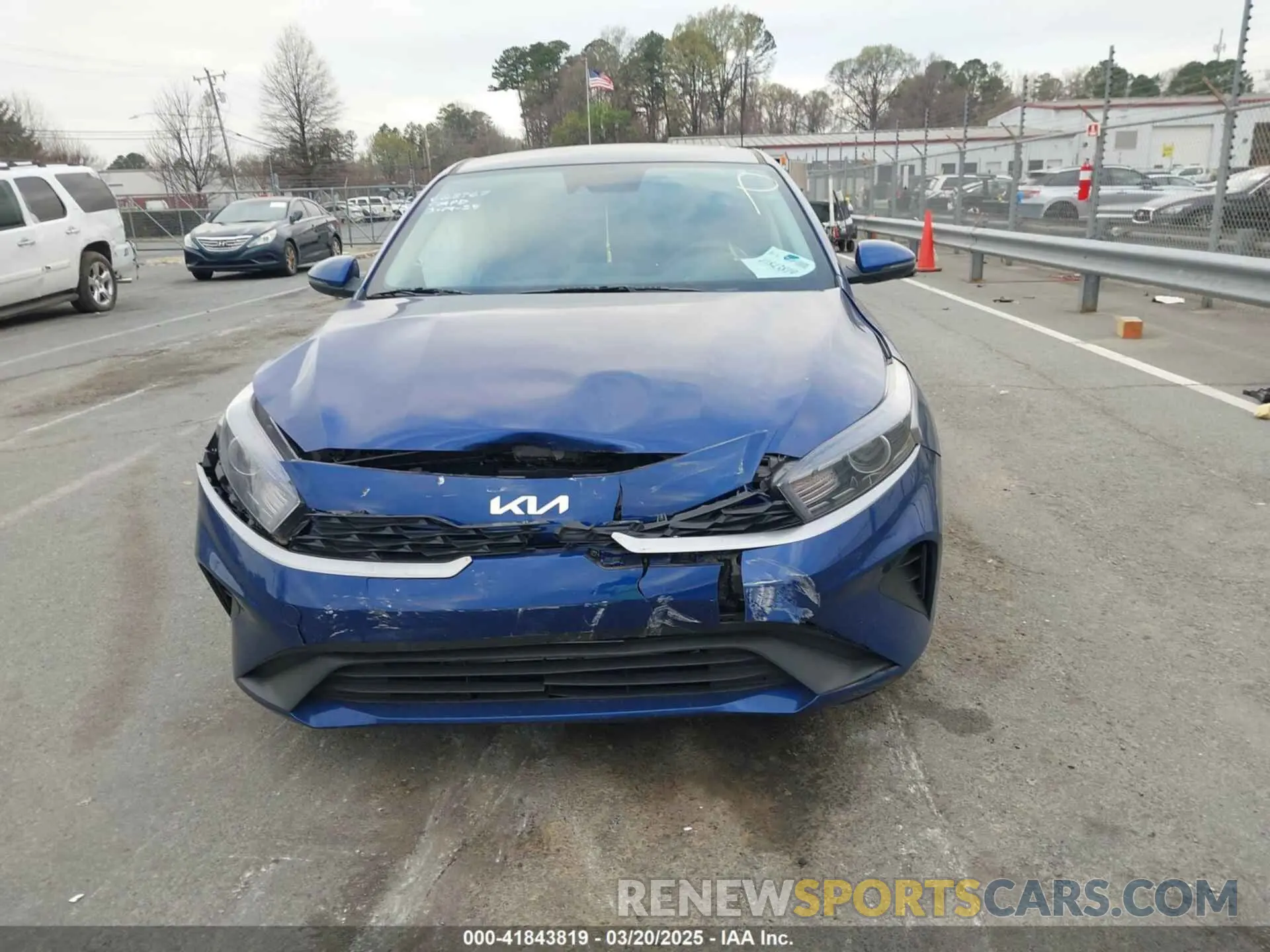 12 Photograph of a damaged car 3KPF24AD0PE628767 KIA FORTE 2023