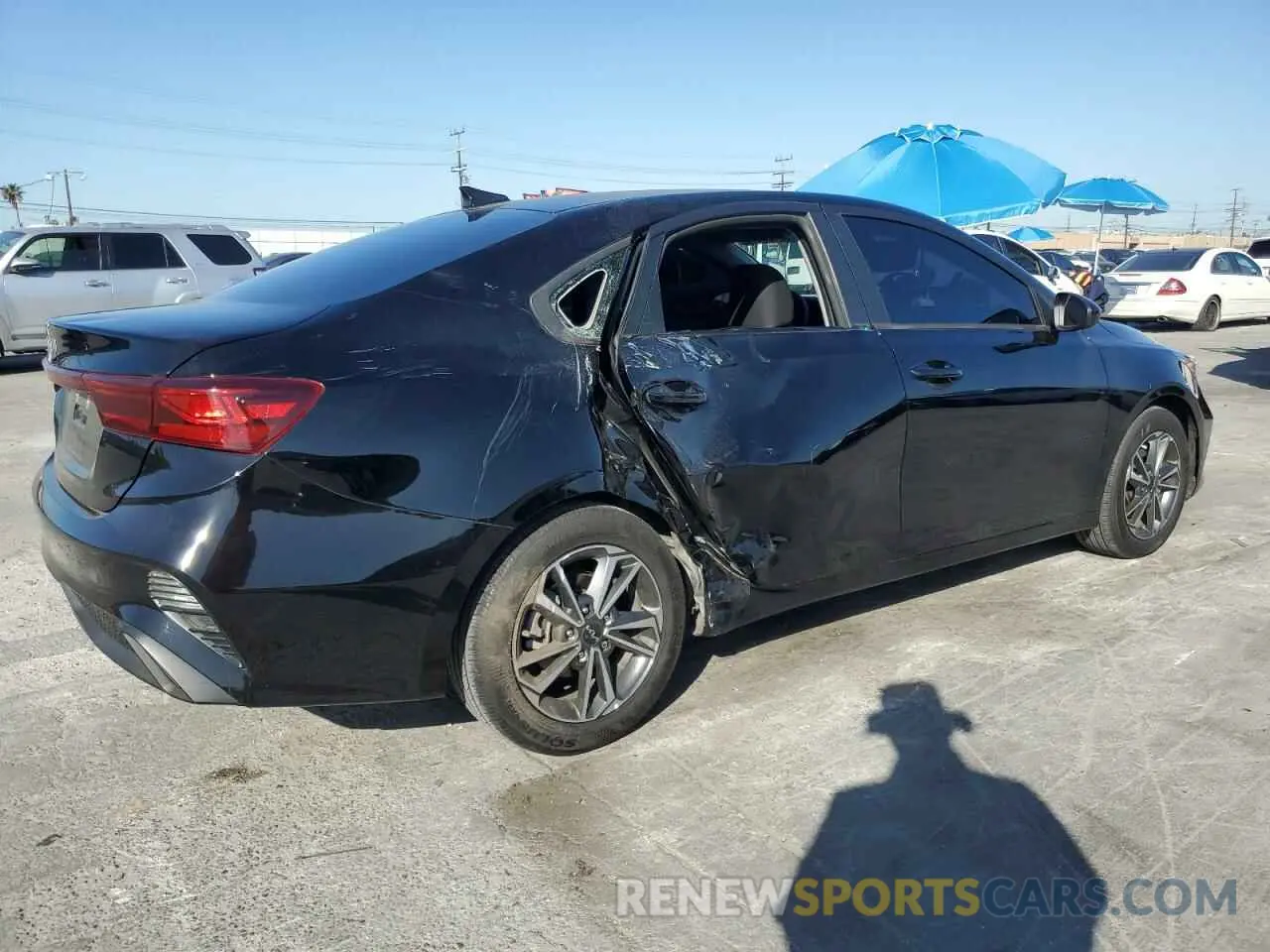 3 Photograph of a damaged car 3KPF24AD0PE629451 KIA FORTE 2023