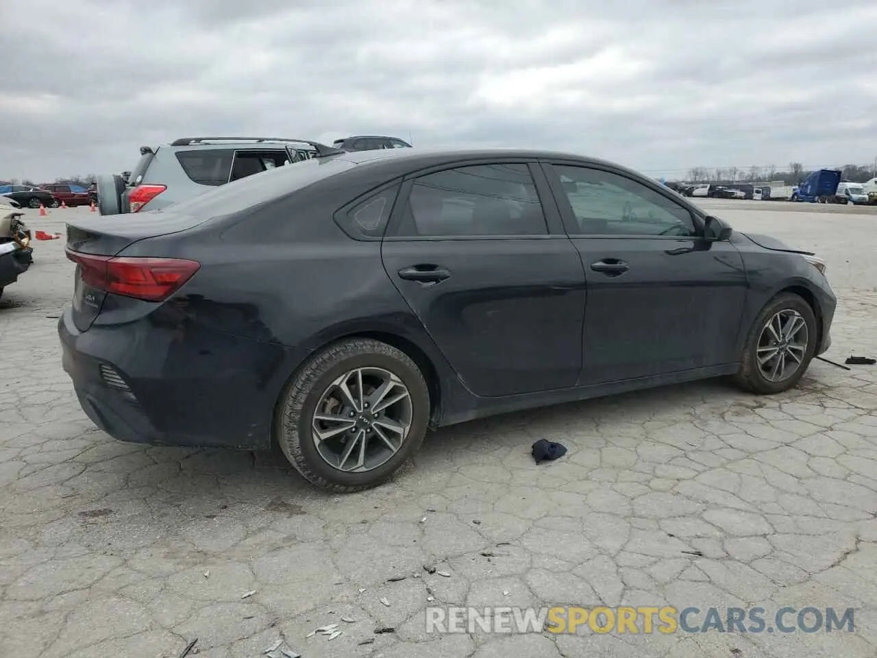 3 Photograph of a damaged car 3KPF24AD0PE644581 KIA FORTE 2023