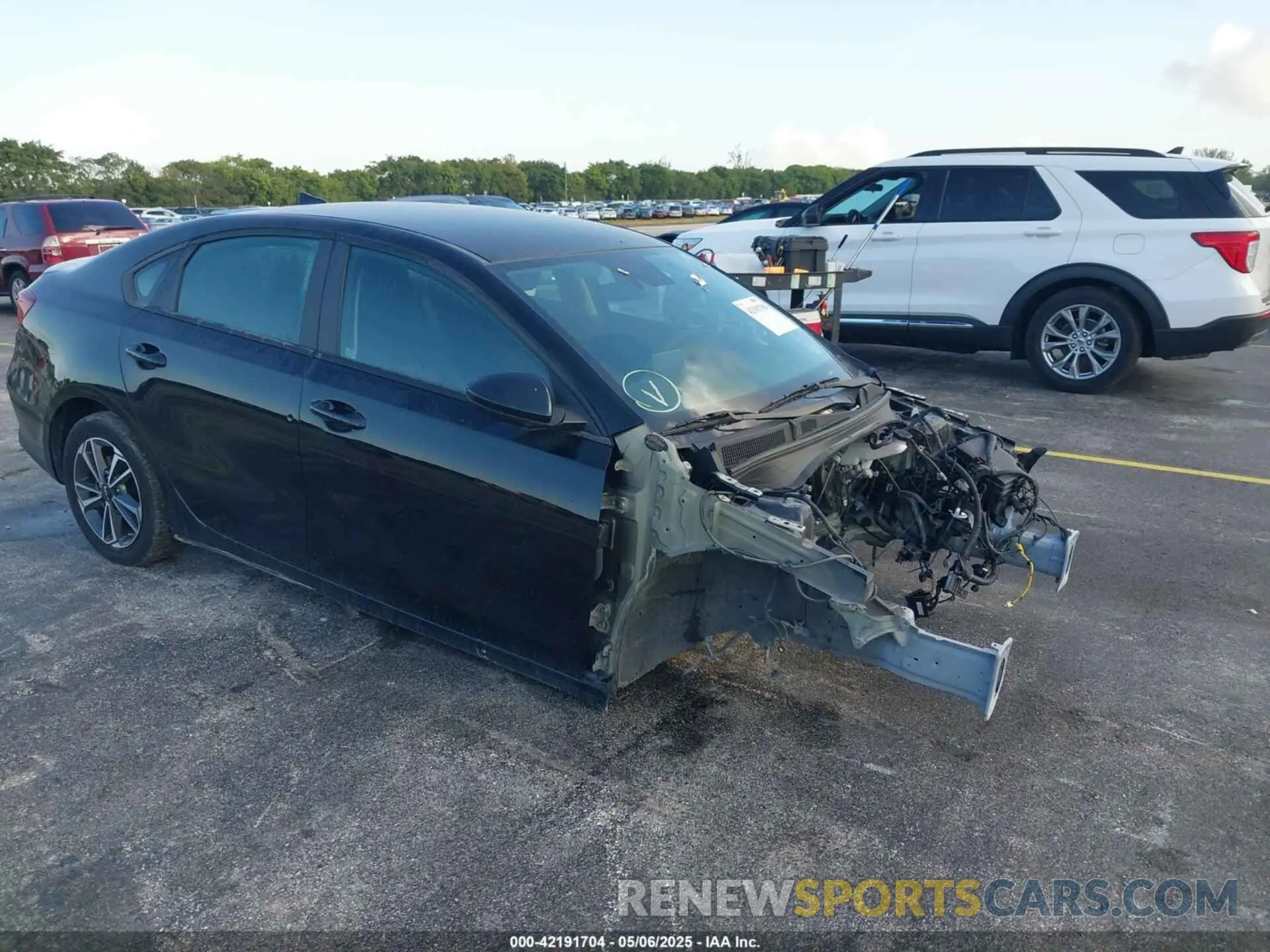 1 Photograph of a damaged car 3KPF24AD0PE663485 KIA FORTE 2023