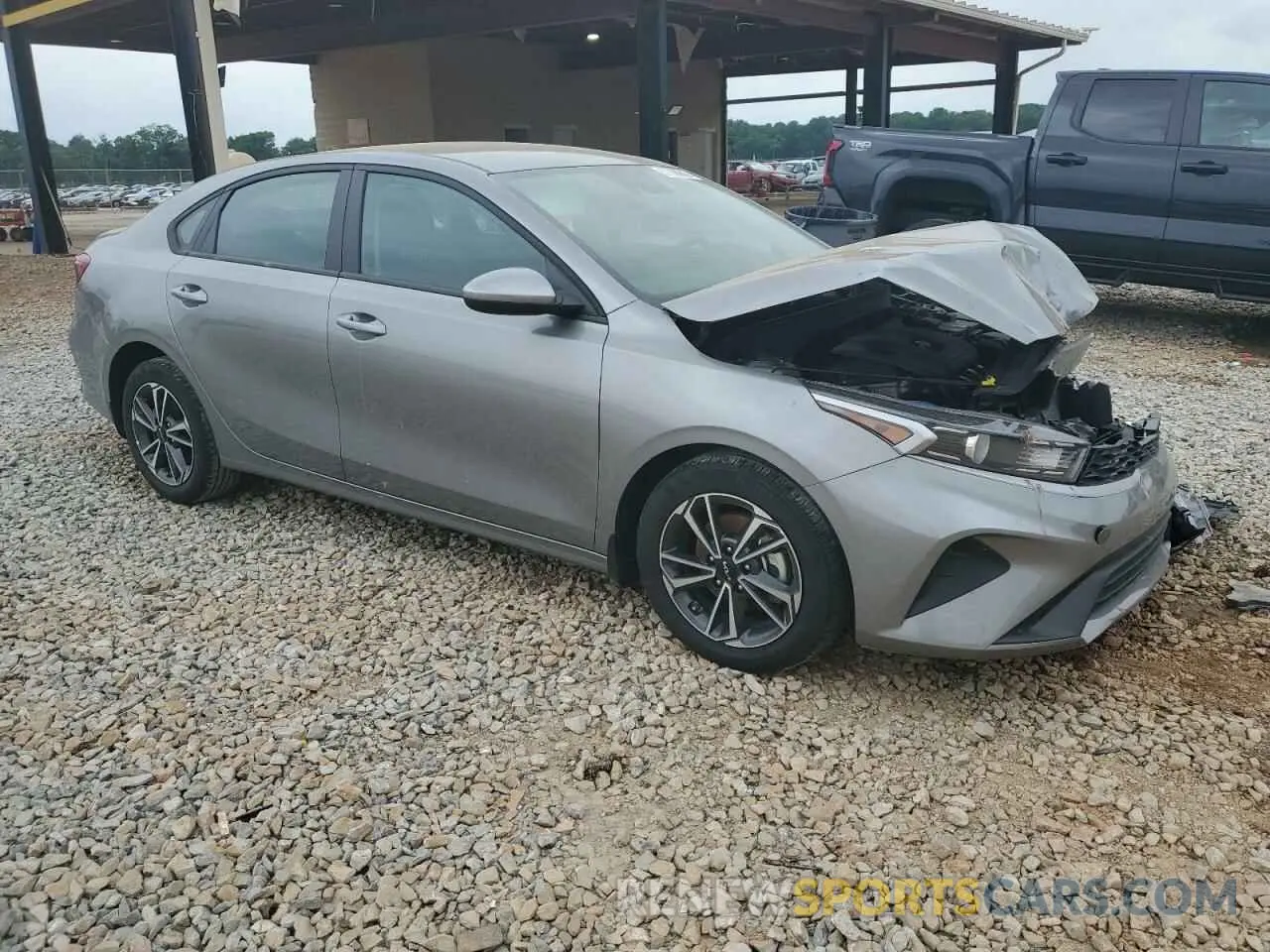 4 Photograph of a damaged car 3KPF24AD0PE663731 KIA FORTE 2023