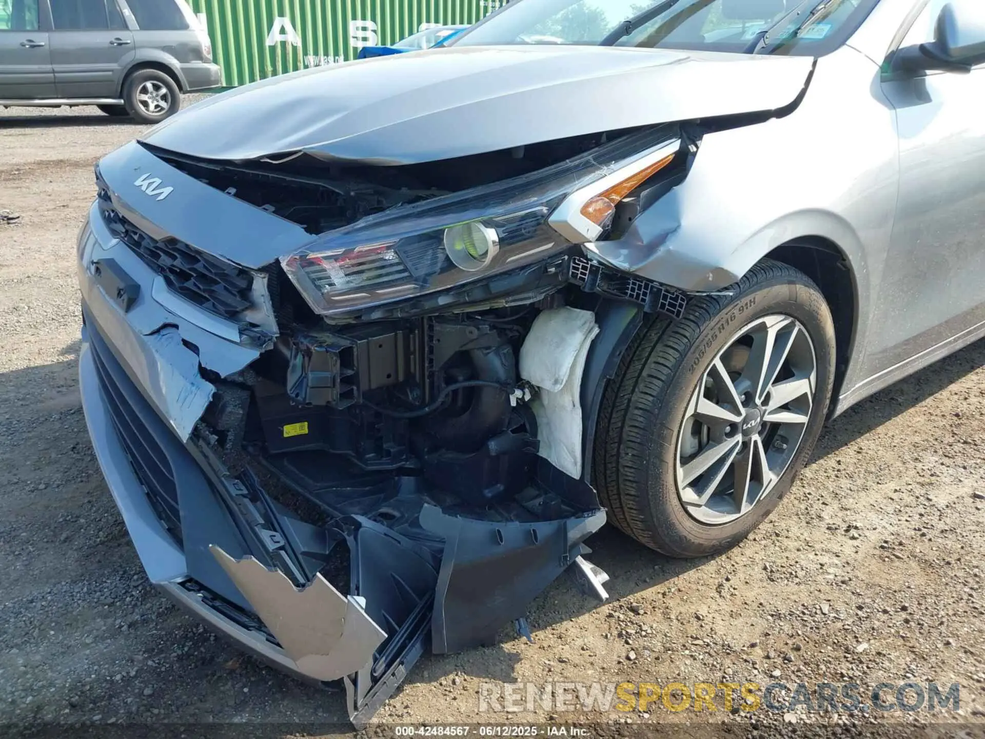 6 Photograph of a damaged car 3KPF24AD0PE664717 KIA FORTE 2023