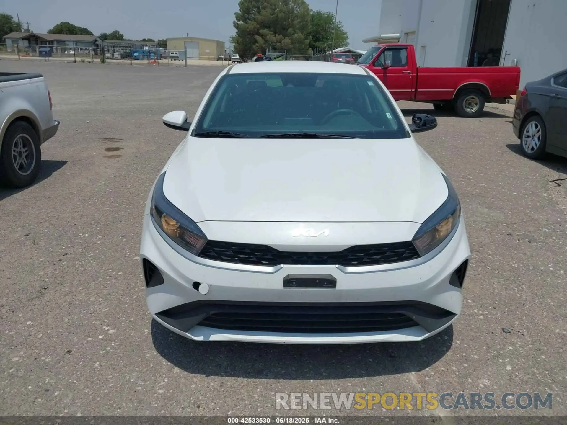 12 Photograph of a damaged car 3KPF24AD0PE675037 KIA FORTE 2023