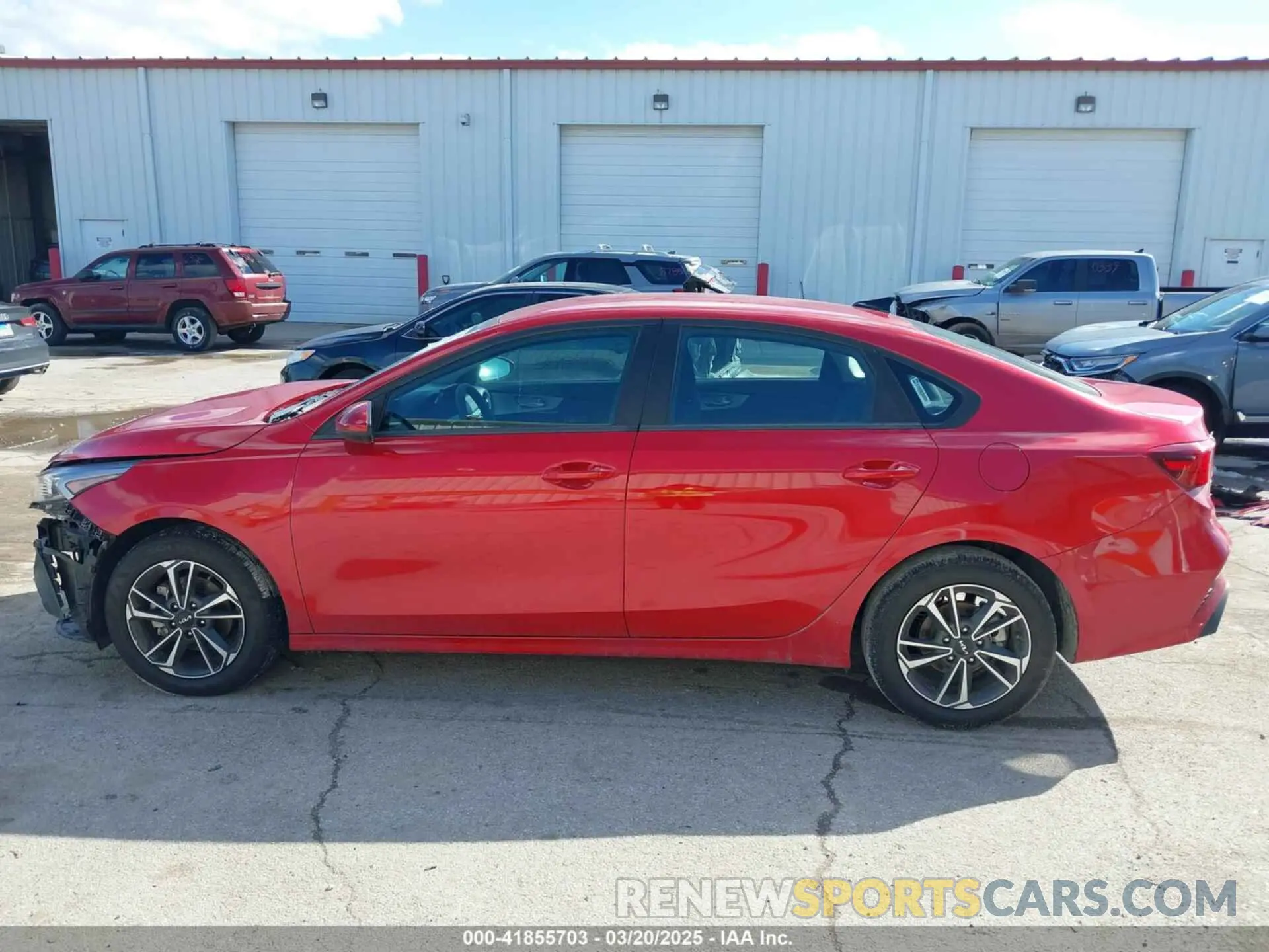 14 Photograph of a damaged car 3KPF24AD0PE682280 KIA FORTE 2023