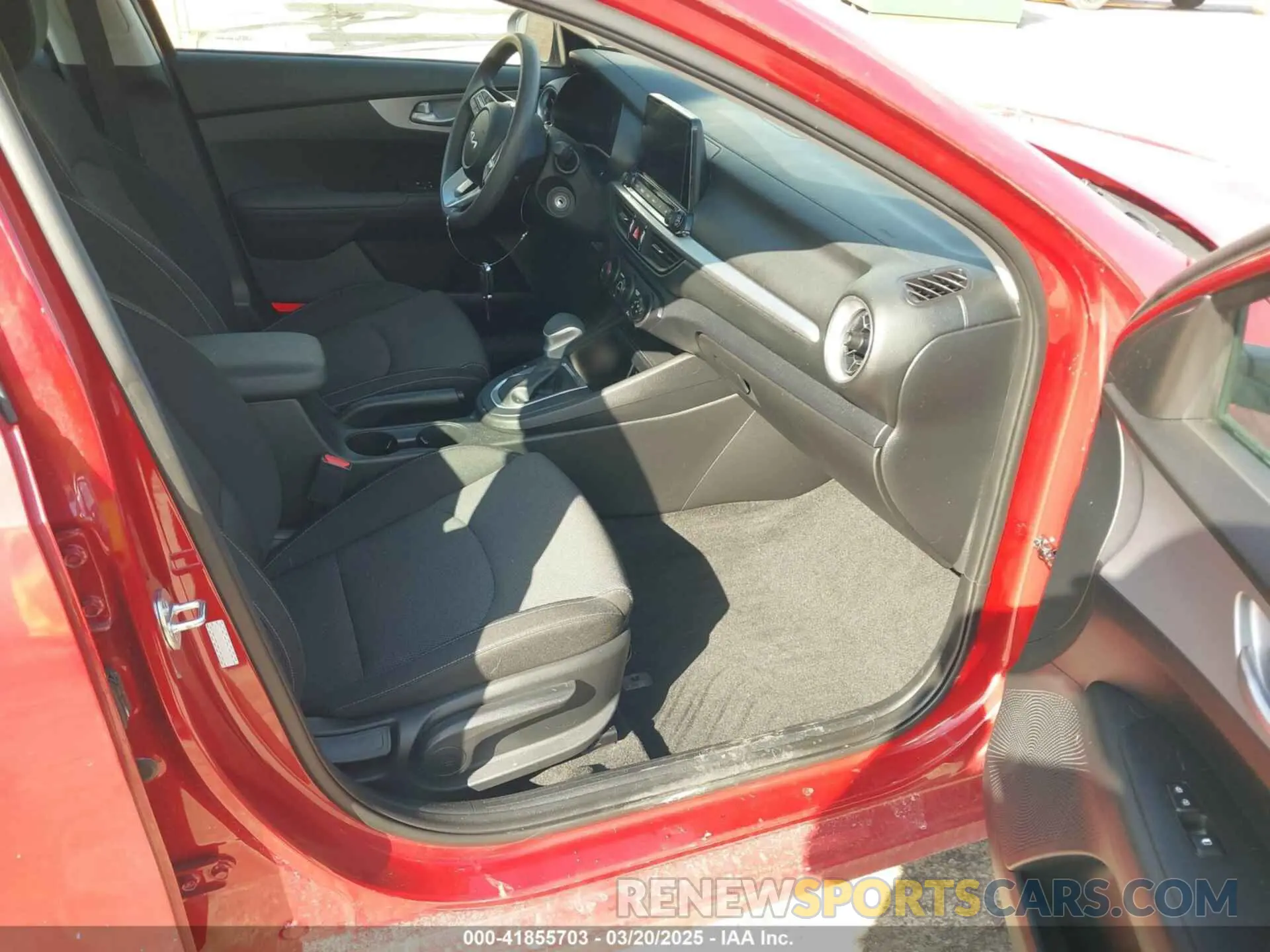 5 Photograph of a damaged car 3KPF24AD0PE682280 KIA FORTE 2023