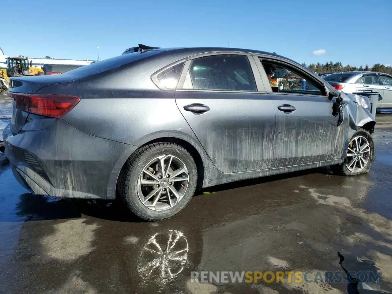 3 Photograph of a damaged car 3KPF24AD0PE694204 KIA FORTE 2023