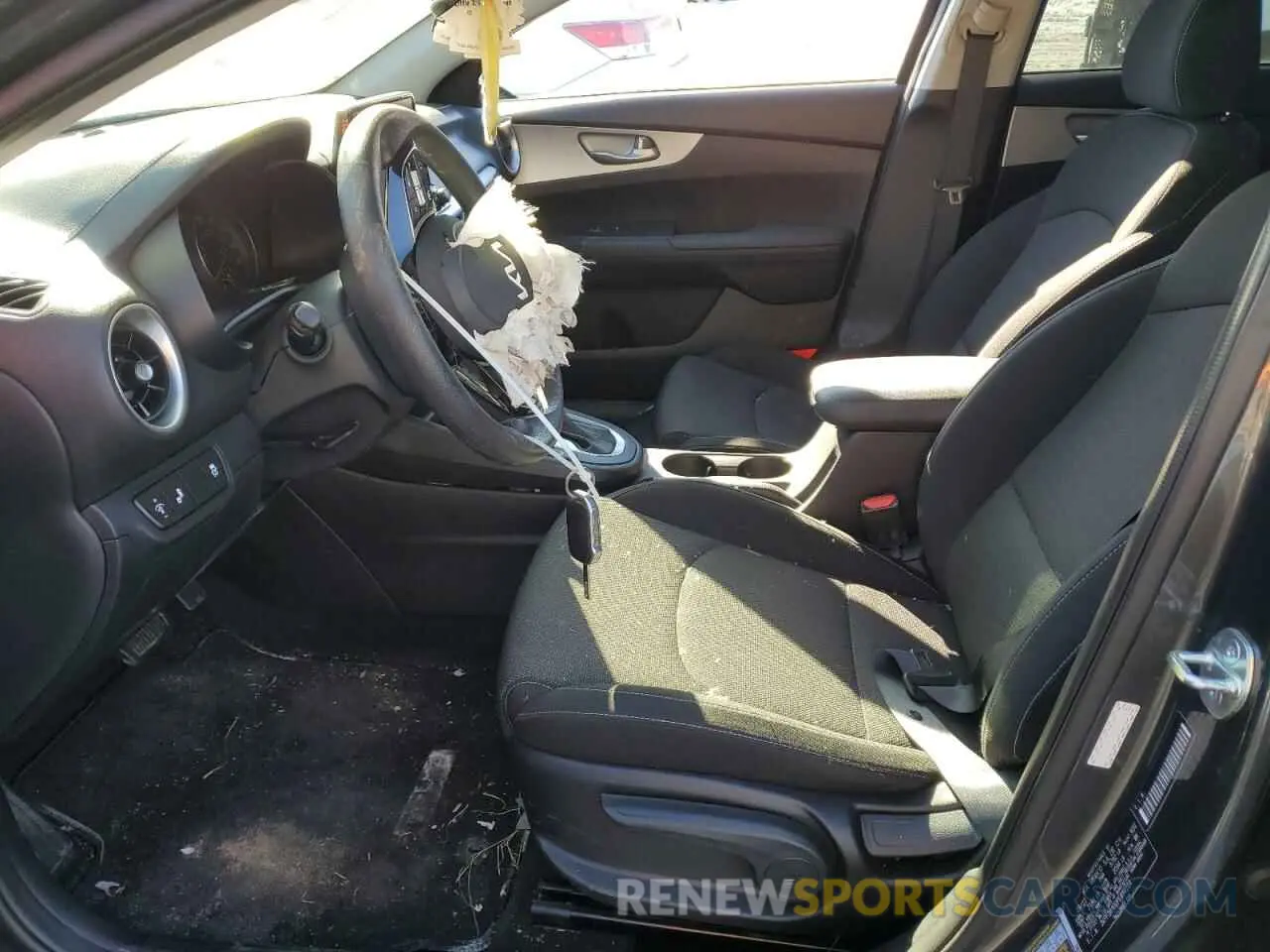 7 Photograph of a damaged car 3KPF24AD0PE694204 KIA FORTE 2023