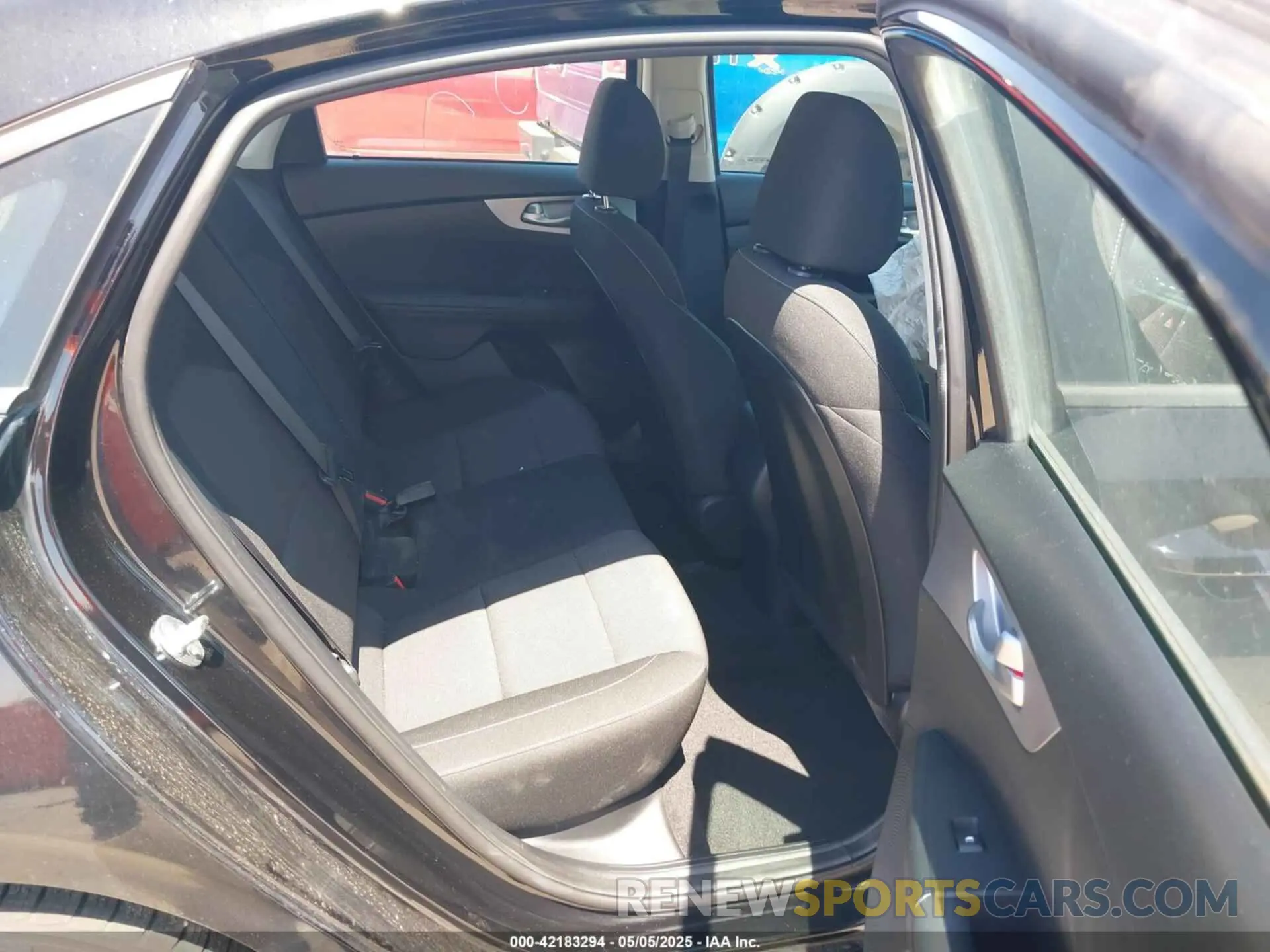 8 Photograph of a damaged car 3KPF24AD1PE527981 KIA FORTE 2023