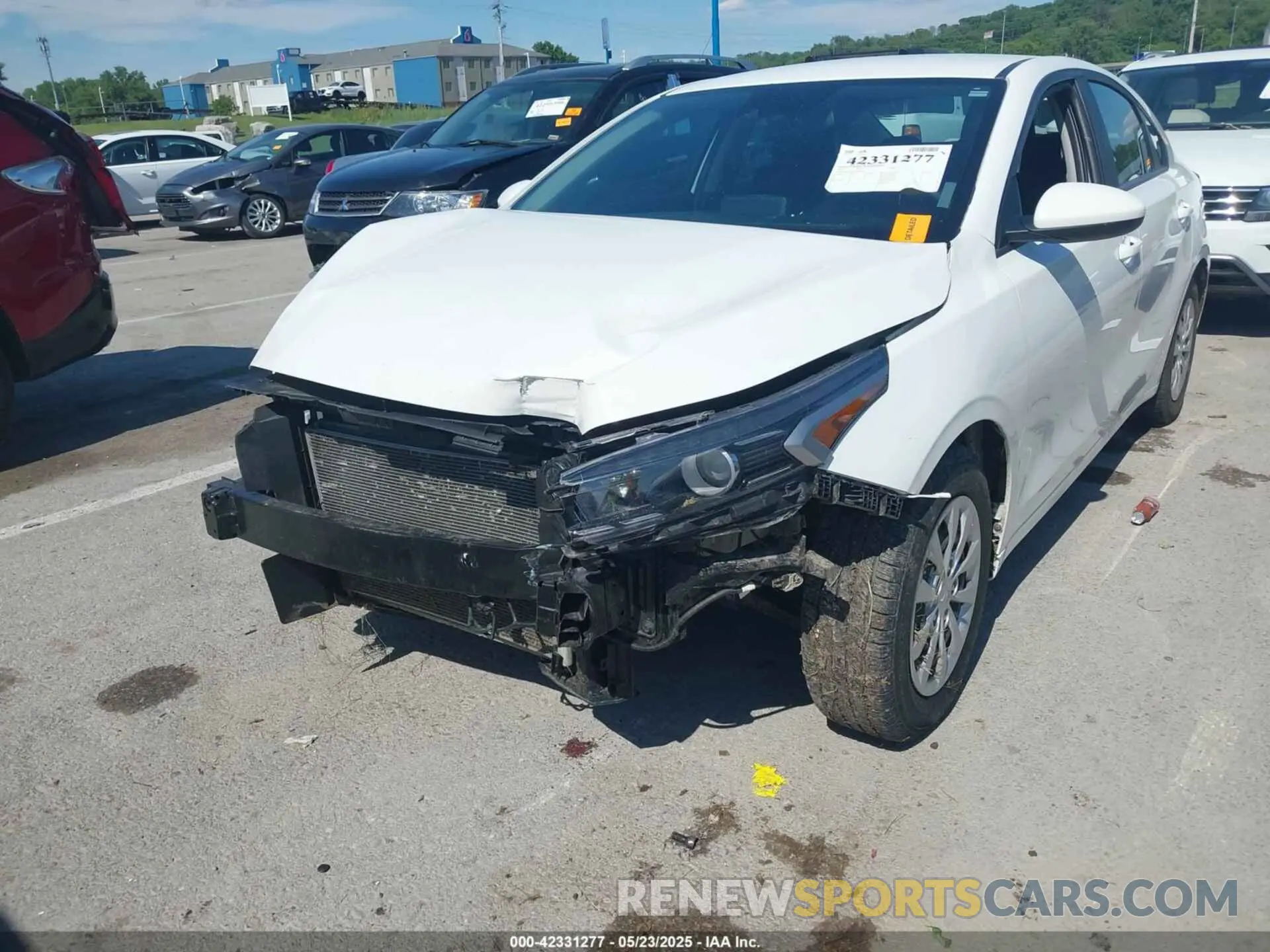 6 Photograph of a damaged car 3KPF24AD1PE550919 KIA FORTE 2023
