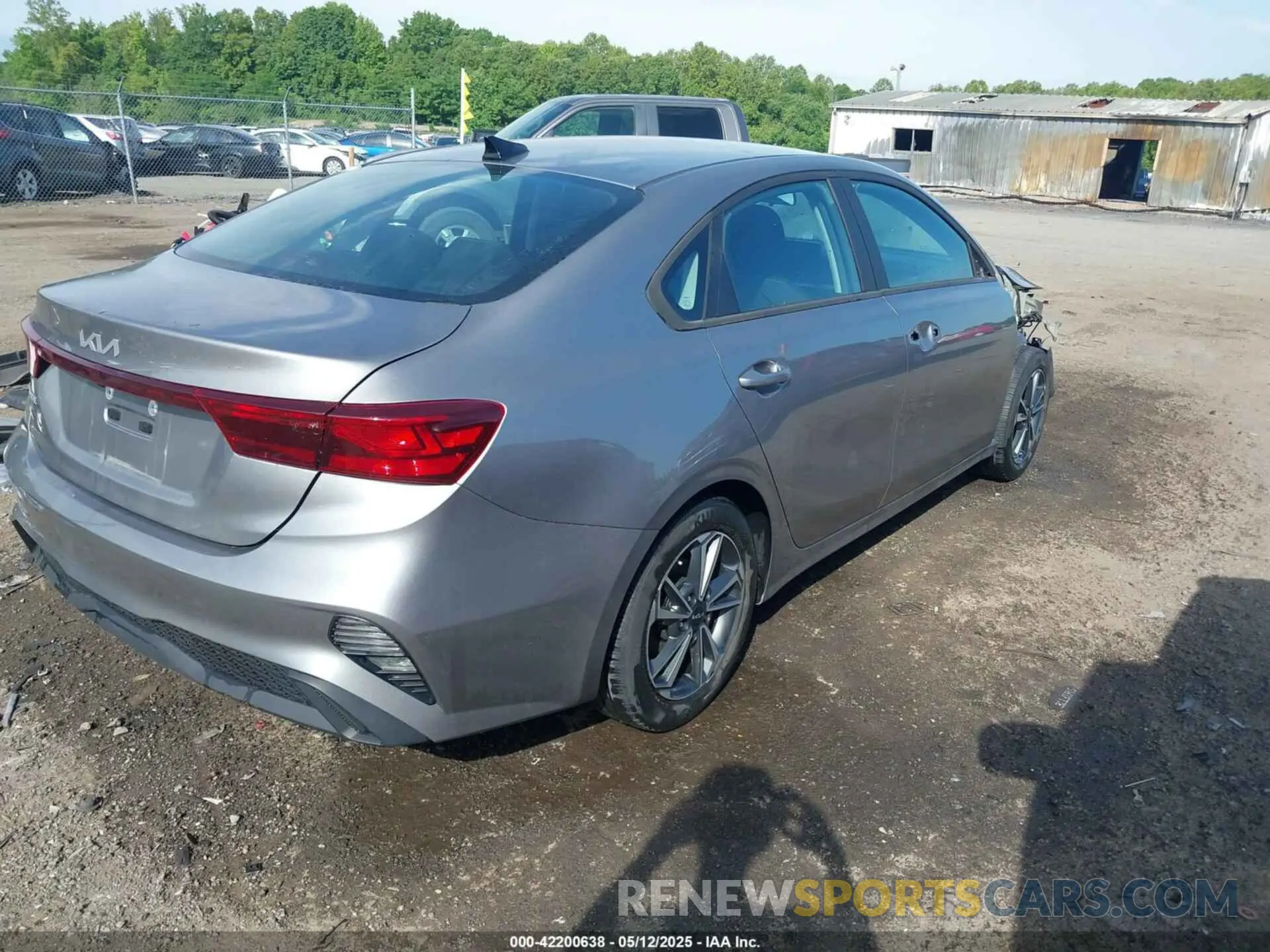 4 Photograph of a damaged car 3KPF24AD1PE555862 KIA FORTE 2023