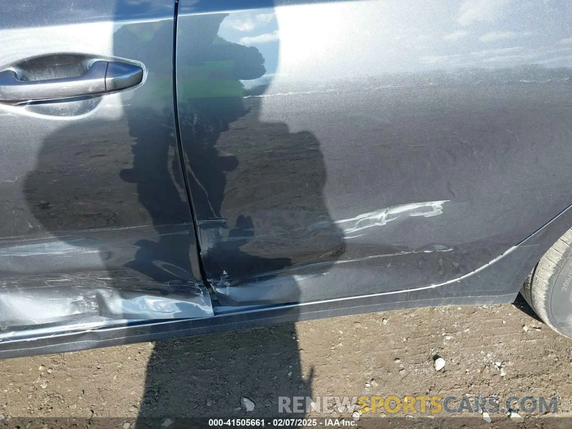 17 Photograph of a damaged car 3KPF24AD1PE611993 KIA FORTE 2023