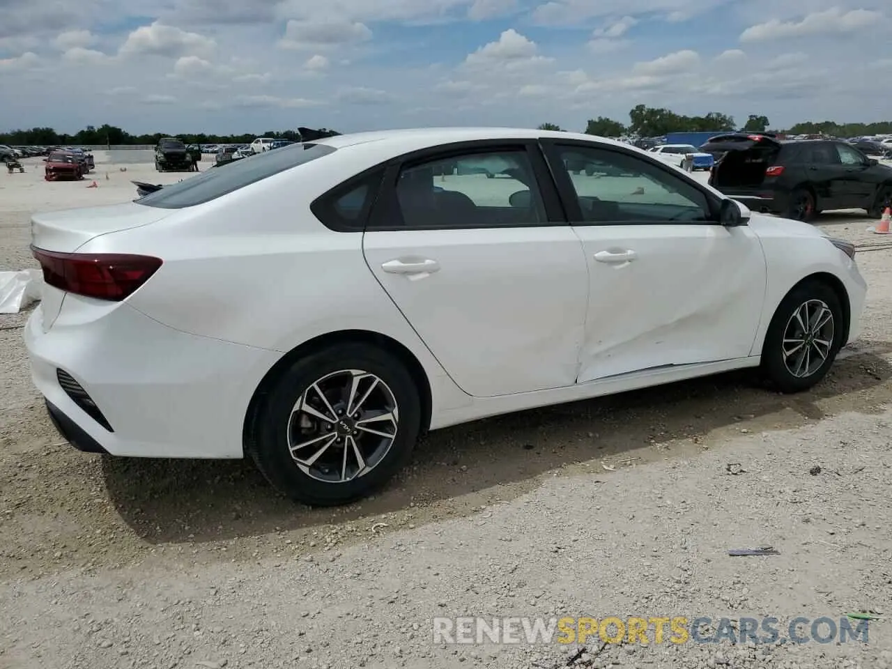 3 Photograph of a damaged car 3KPF24AD1PE615252 KIA FORTE 2023