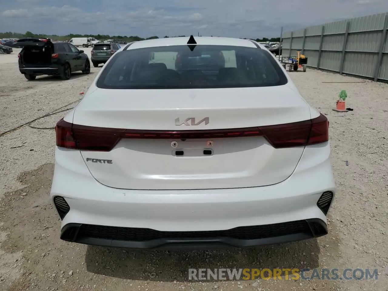 6 Photograph of a damaged car 3KPF24AD1PE615252 KIA FORTE 2023