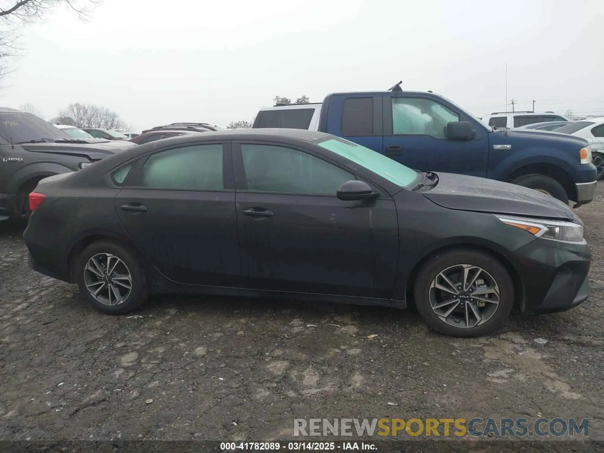 13 Photograph of a damaged car 3KPF24AD1PE644587 KIA FORTE 2023