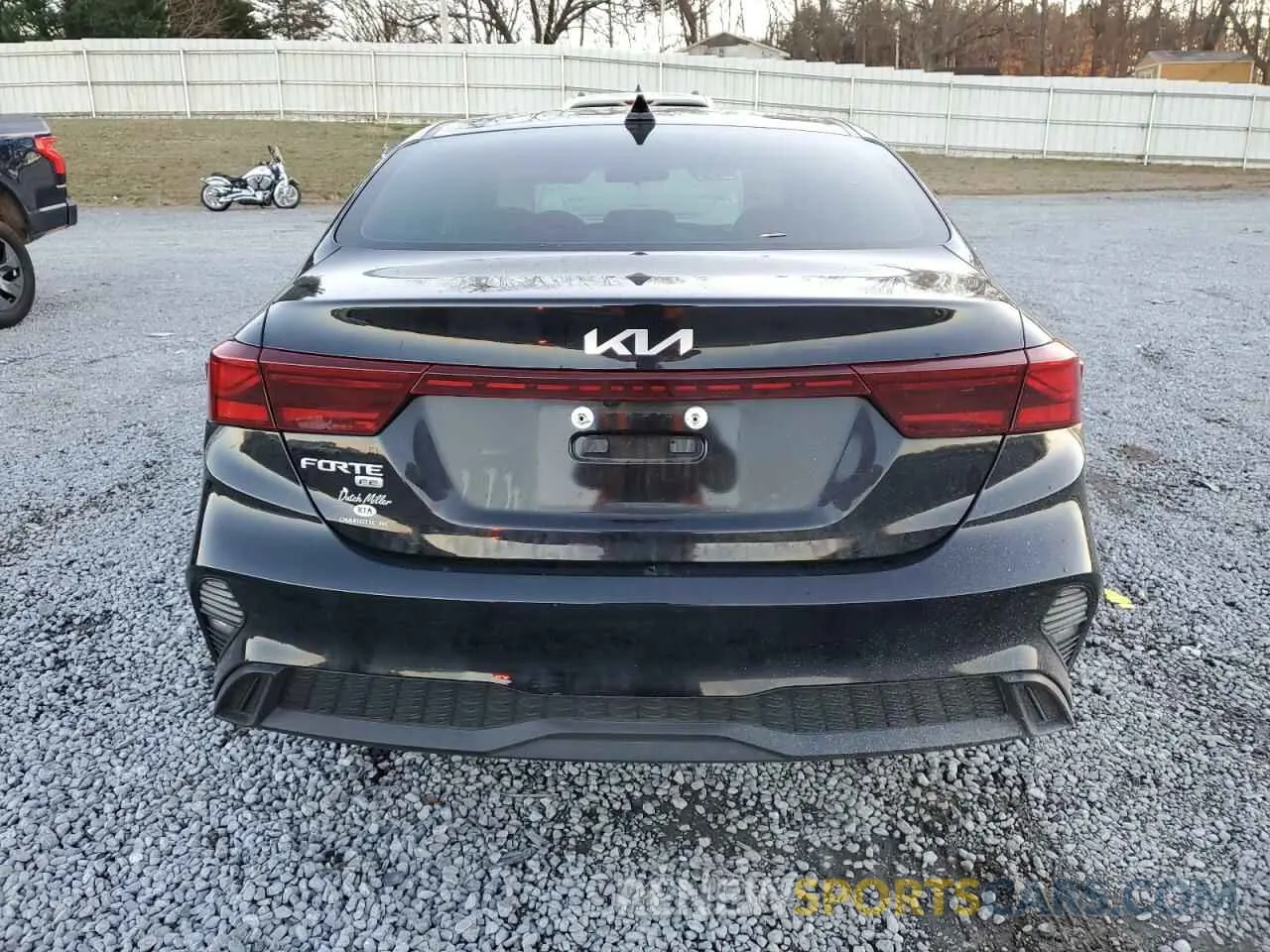 6 Photograph of a damaged car 3KPF24AD1PE684703 KIA FORTE 2023