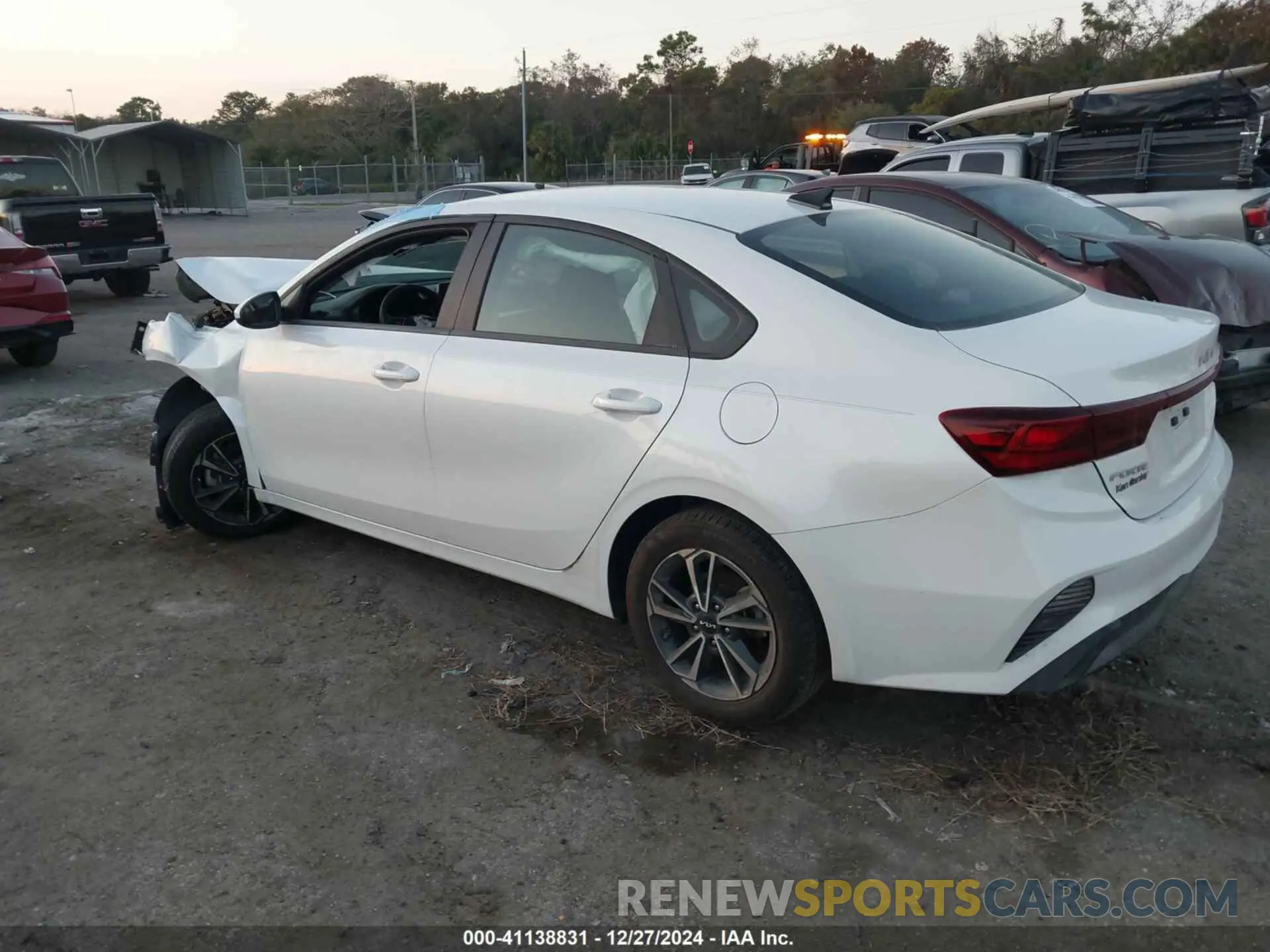 3 Photograph of a damaged car 3KPF24AD1PE693739 KIA FORTE 2023