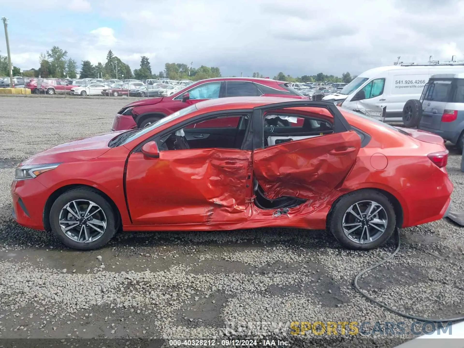 14 Photograph of a damaged car 3KPF24AD2PE526466 KIA FORTE 2023