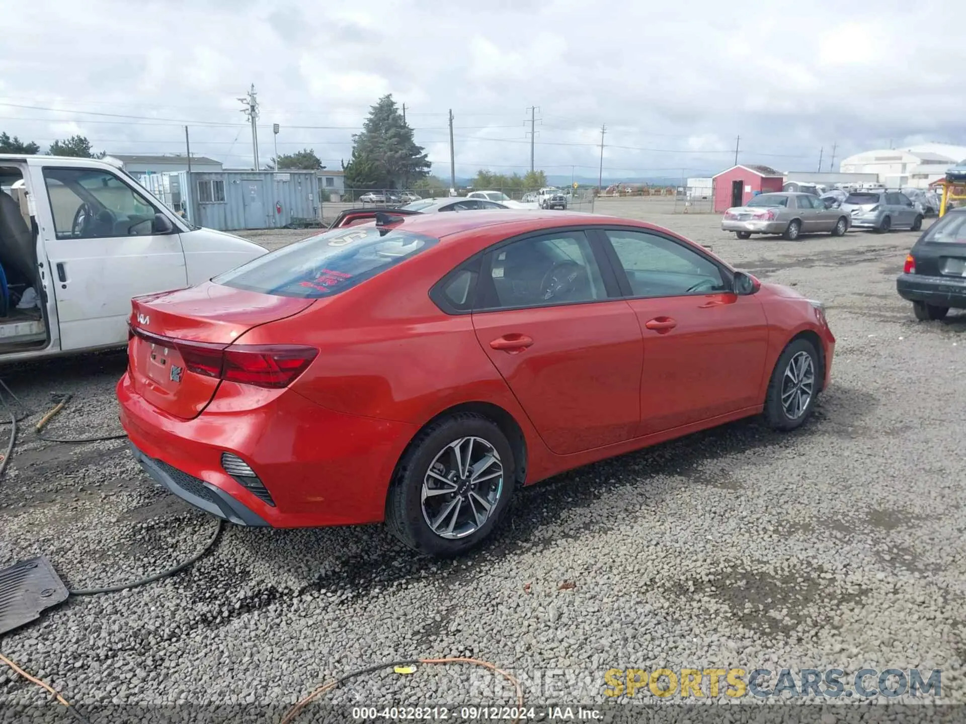 4 Photograph of a damaged car 3KPF24AD2PE526466 KIA FORTE 2023