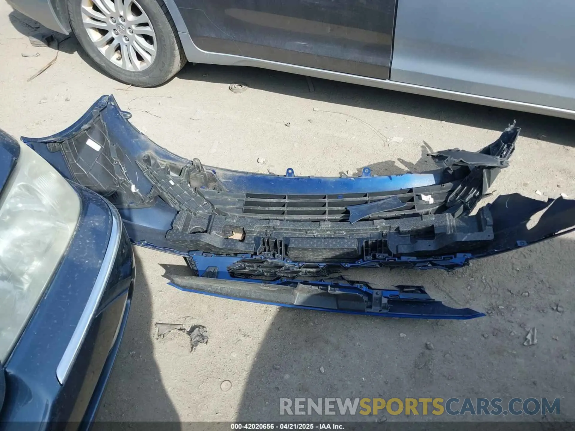 12 Photograph of a damaged car 3KPF24AD2PE532414 KIA FORTE 2023