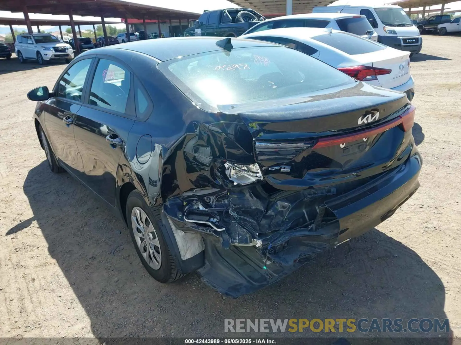 3 Photograph of a damaged car 3KPF24AD2PE570127 KIA FORTE 2023