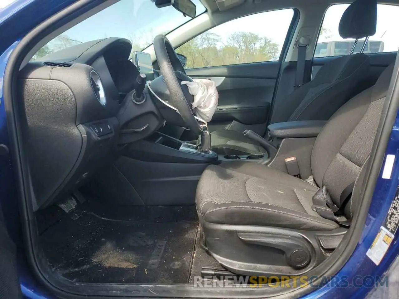 7 Photograph of a damaged car 3KPF24AD2PE573450 KIA FORTE 2023