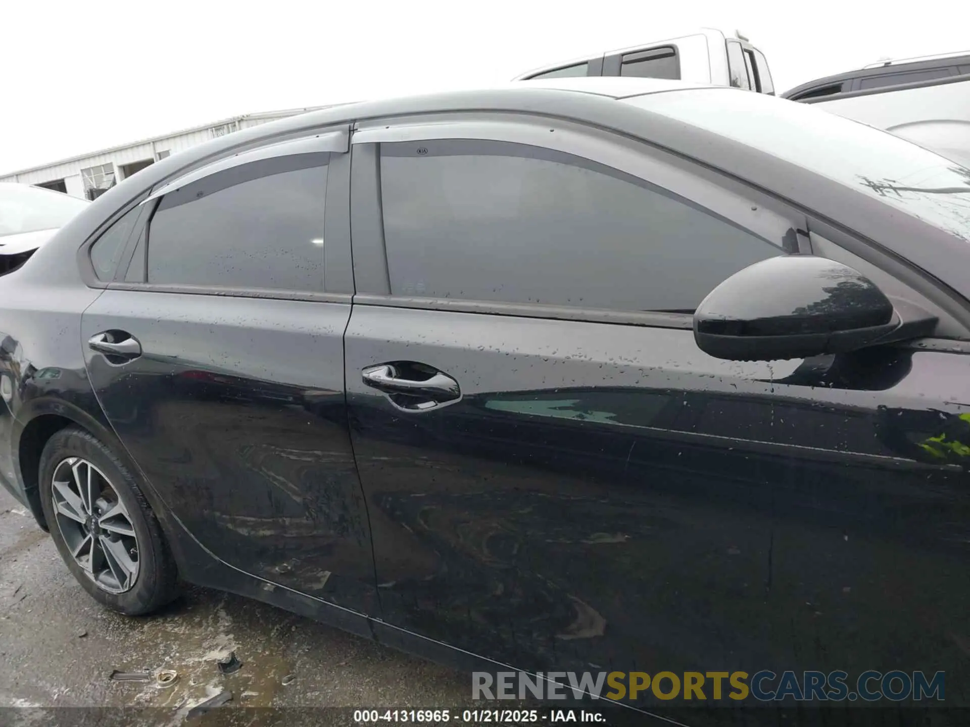 13 Photograph of a damaged car 3KPF24AD2PE574565 KIA FORTE 2023