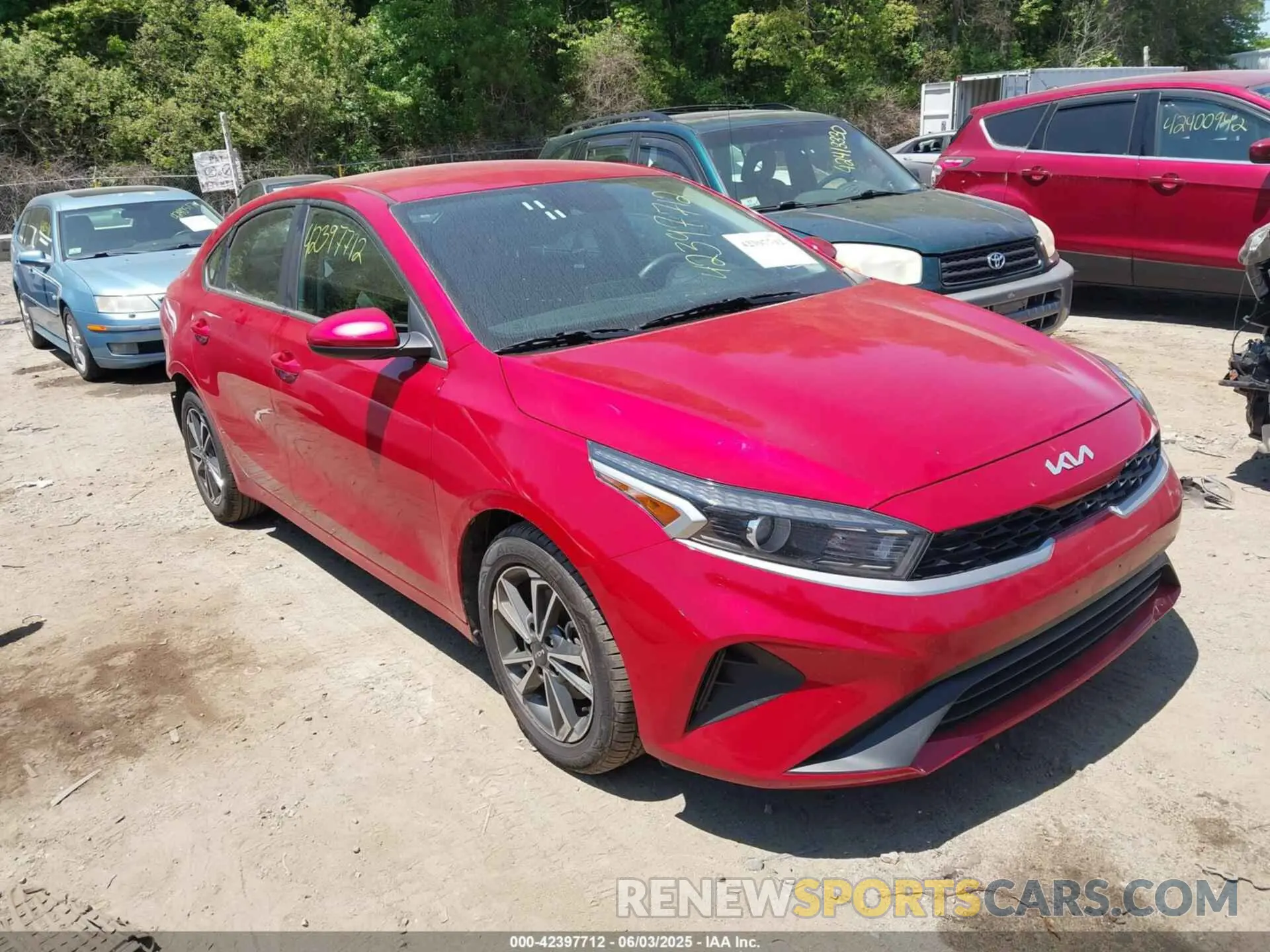 1 Photograph of a damaged car 3KPF24AD2PE583539 KIA FORTE 2023