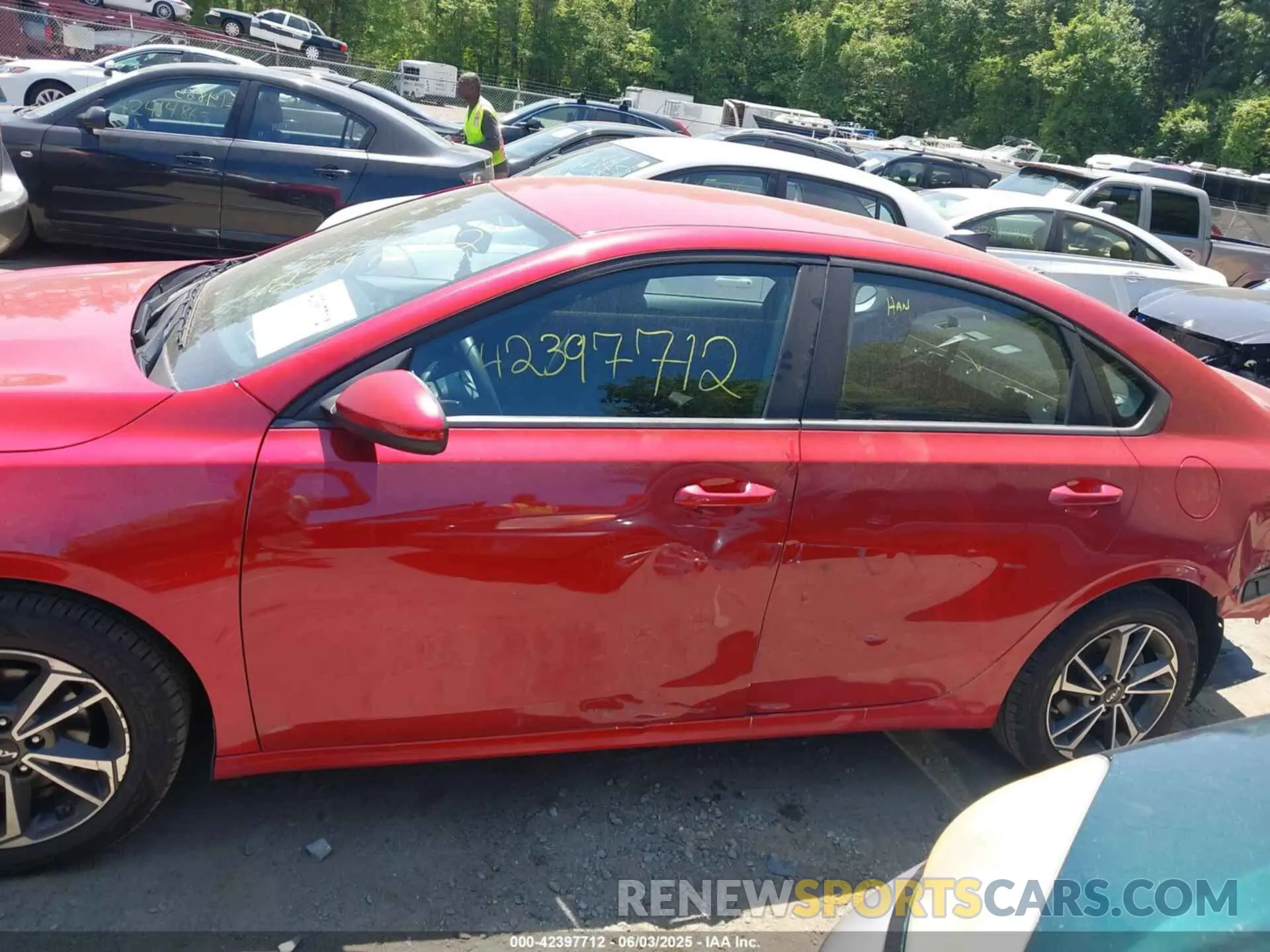 15 Photograph of a damaged car 3KPF24AD2PE583539 KIA FORTE 2023