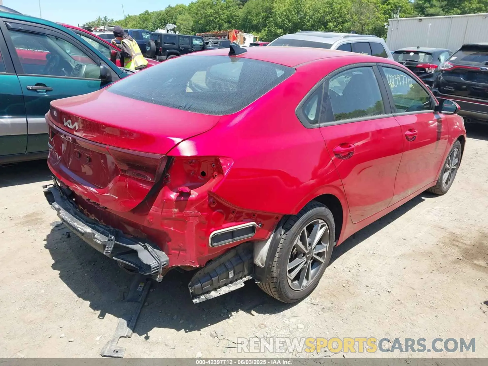 4 Photograph of a damaged car 3KPF24AD2PE583539 KIA FORTE 2023