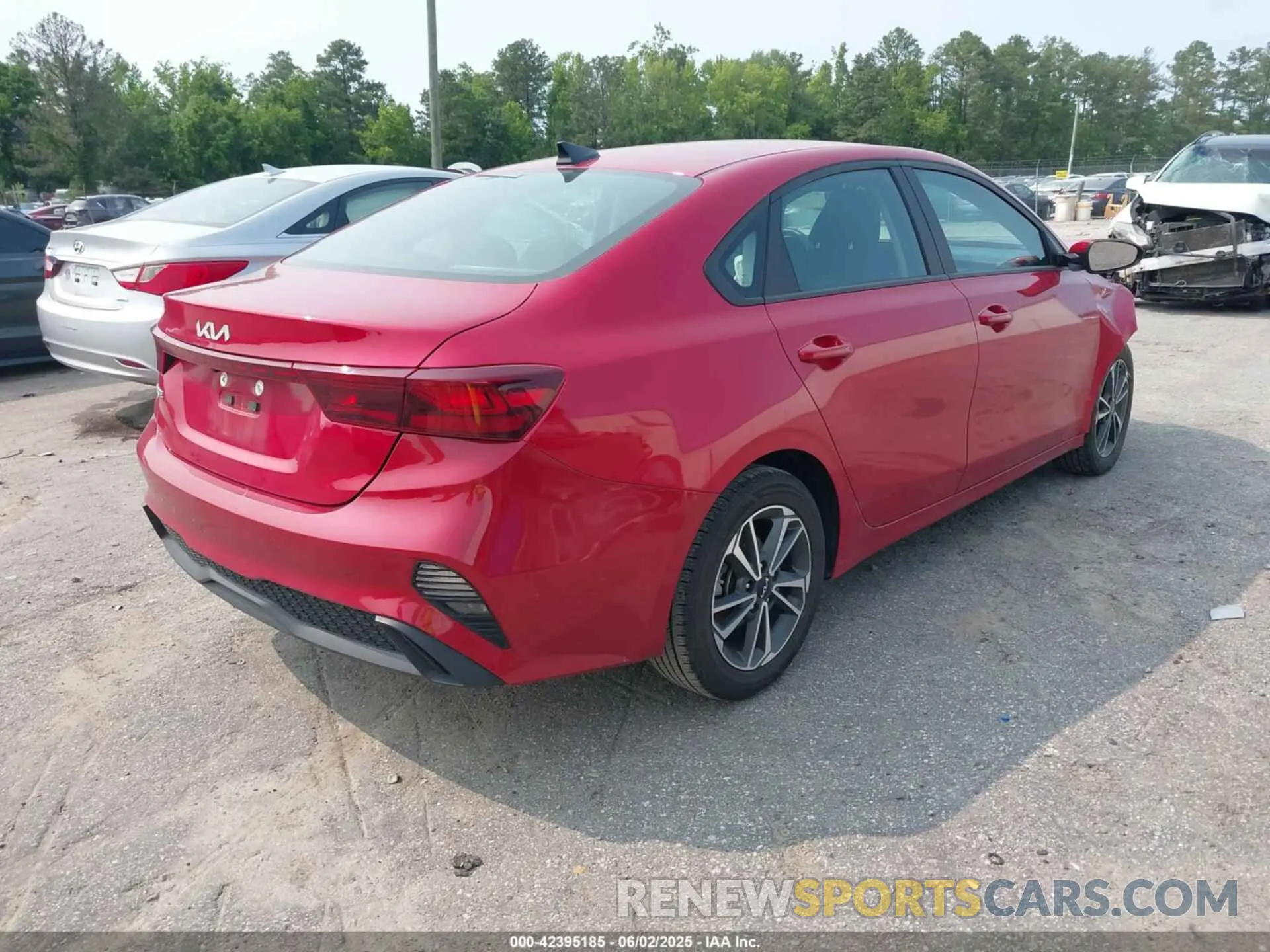 4 Photograph of a damaged car 3KPF24AD2PE590555 KIA FORTE 2023
