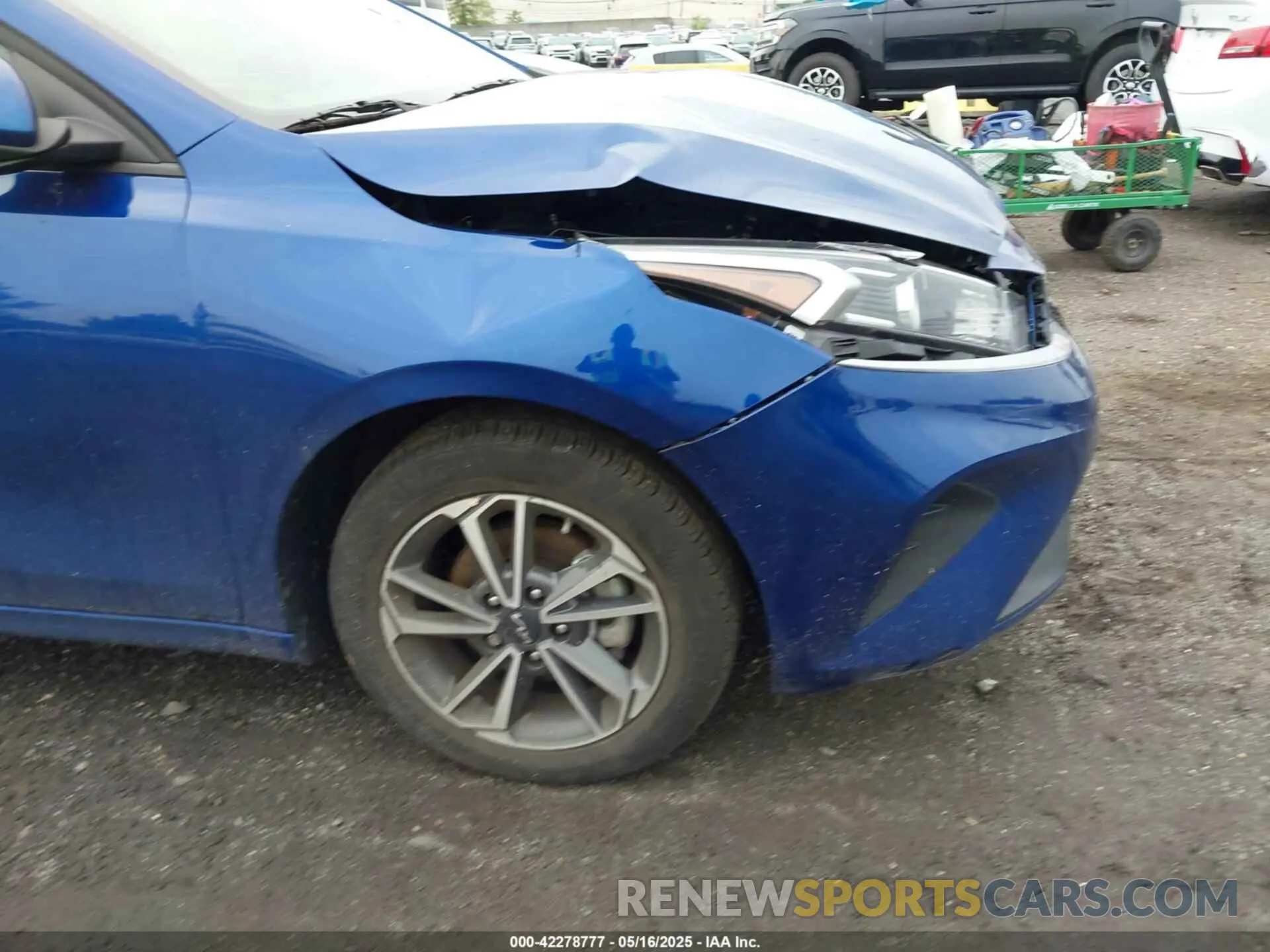 17 Photograph of a damaged car 3KPF24AD2PE624428 KIA FORTE 2023