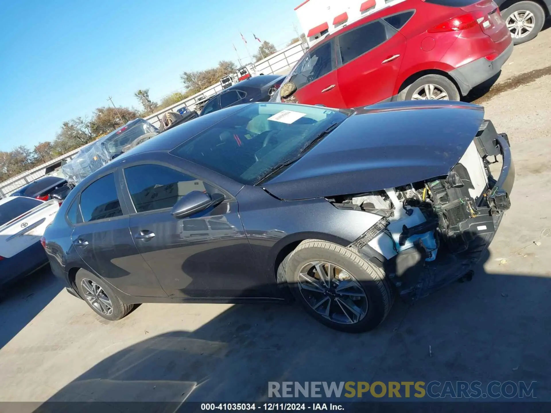 14 Photograph of a damaged car 3KPF24AD2PE664833 KIA FORTE 2023