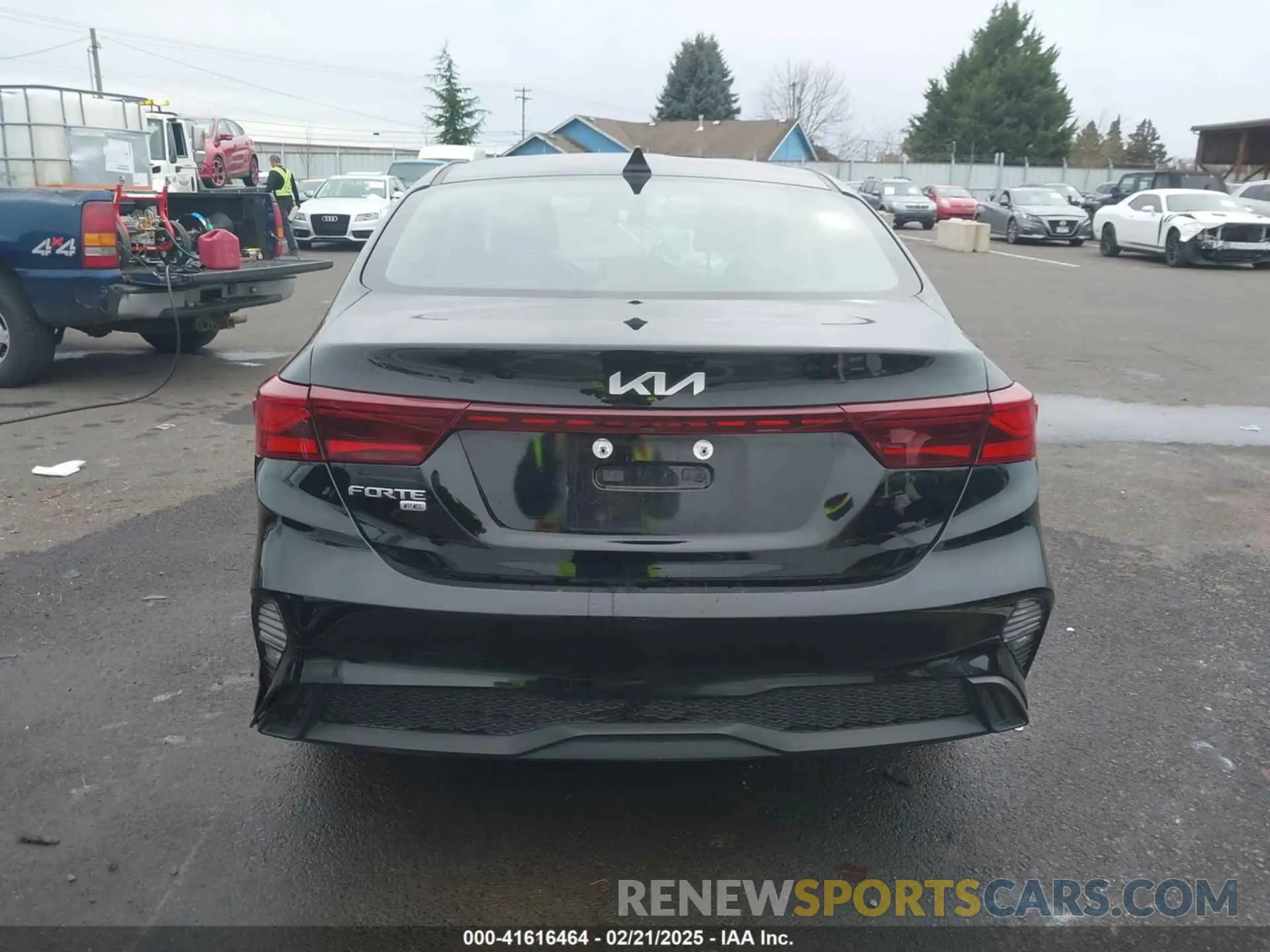 16 Photograph of a damaged car 3KPF24AD3PE520790 KIA FORTE 2023