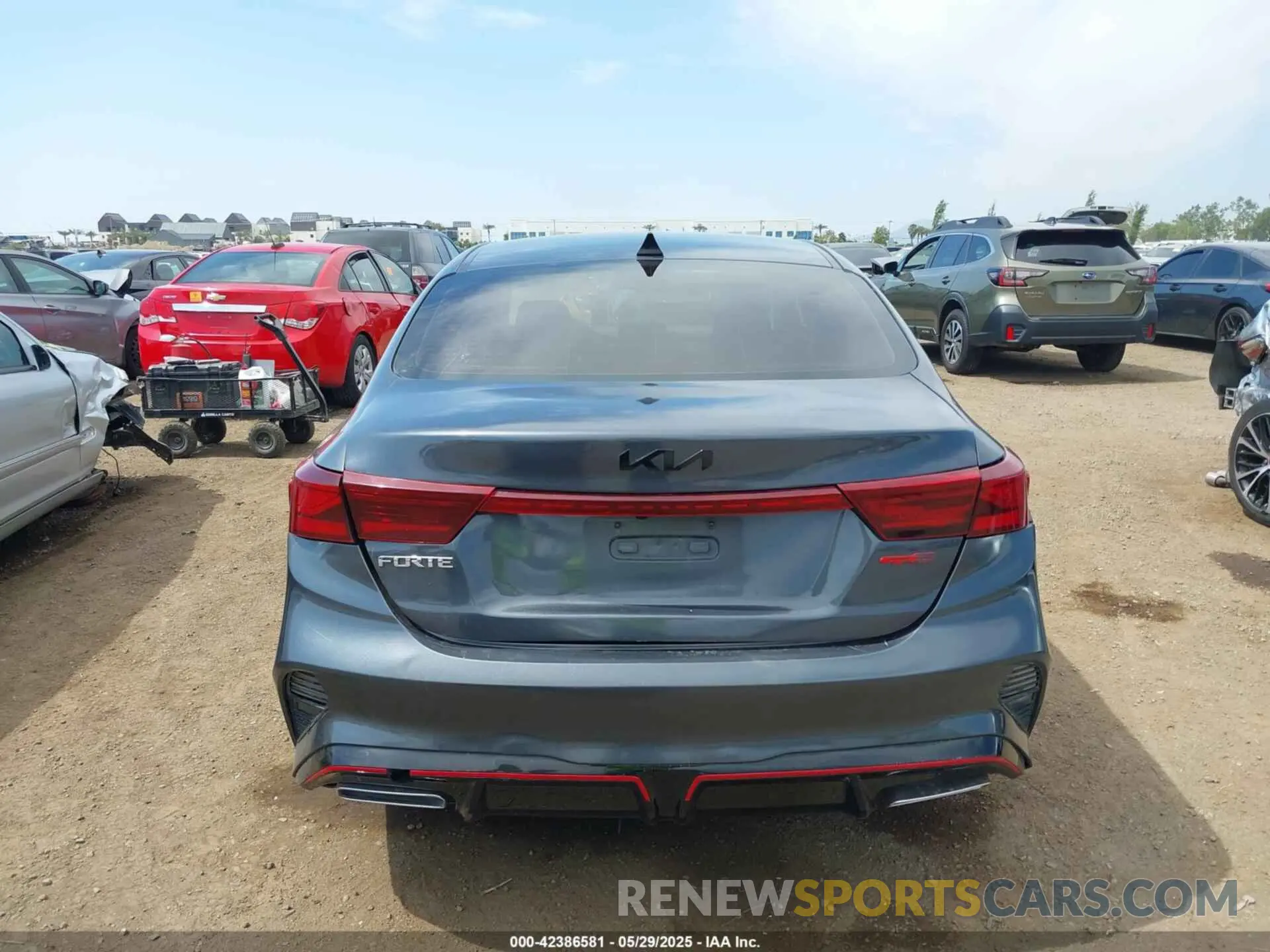 16 Photograph of a damaged car 3KPF24AD3PE575711 KIA FORTE 2023