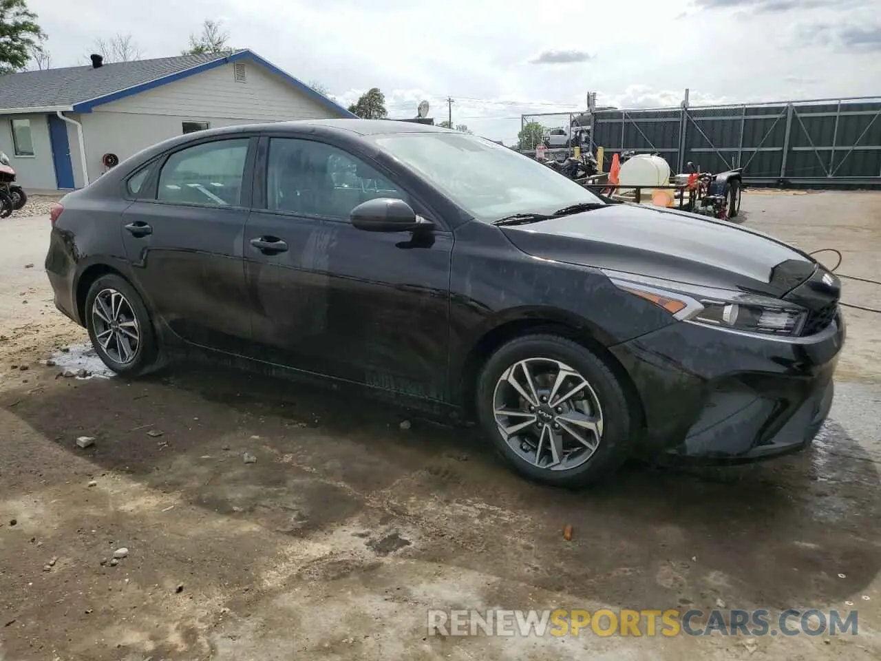 4 Photograph of a damaged car 3KPF24AD3PE642212 KIA FORTE 2023