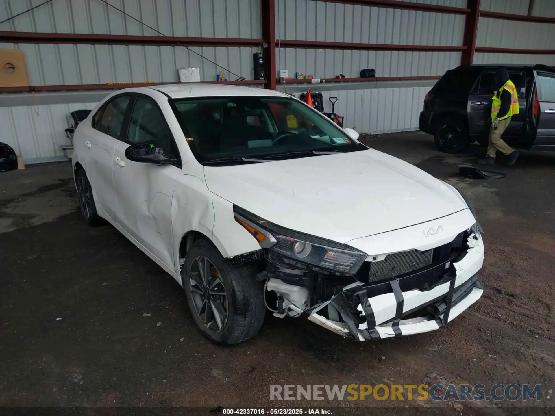 6 Photograph of a damaged car 3KPF24AD3PE657454 KIA FORTE 2023