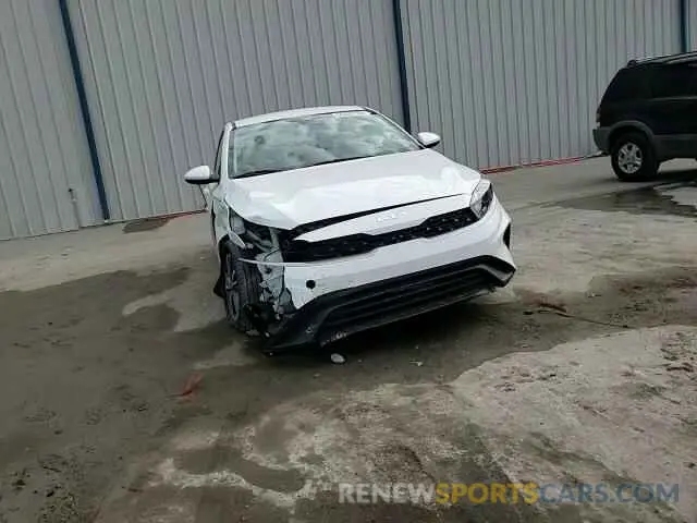14 Photograph of a damaged car 3KPF24AD3PE661259 KIA FORTE 2023