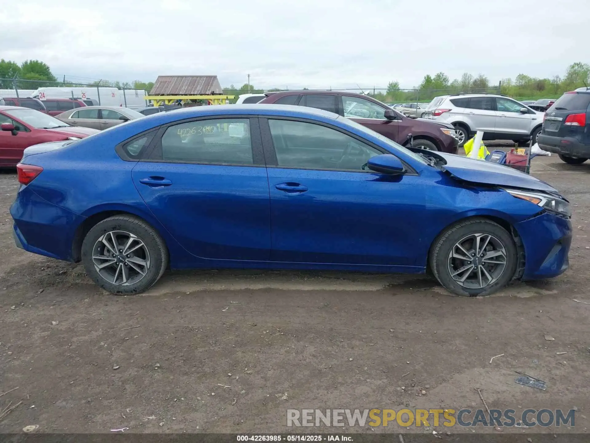 13 Photograph of a damaged car 3KPF24AD4PE504193 KIA FORTE 2023