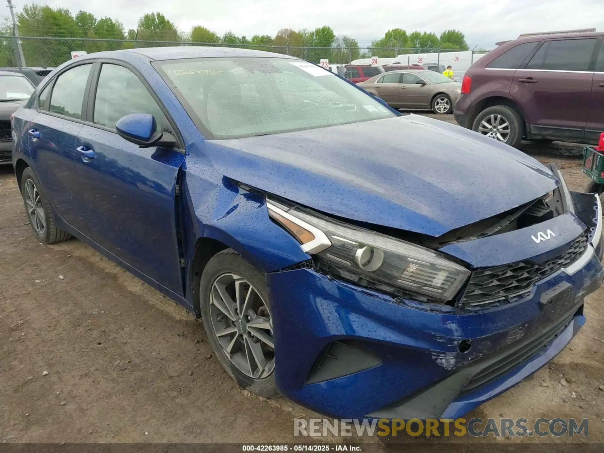 18 Photograph of a damaged car 3KPF24AD4PE504193 KIA FORTE 2023