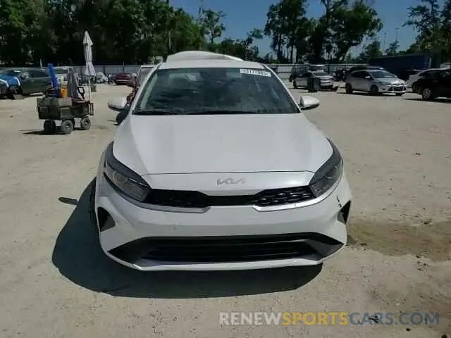 11 Photograph of a damaged car 3KPF24AD4PE556231 KIA FORTE 2023
