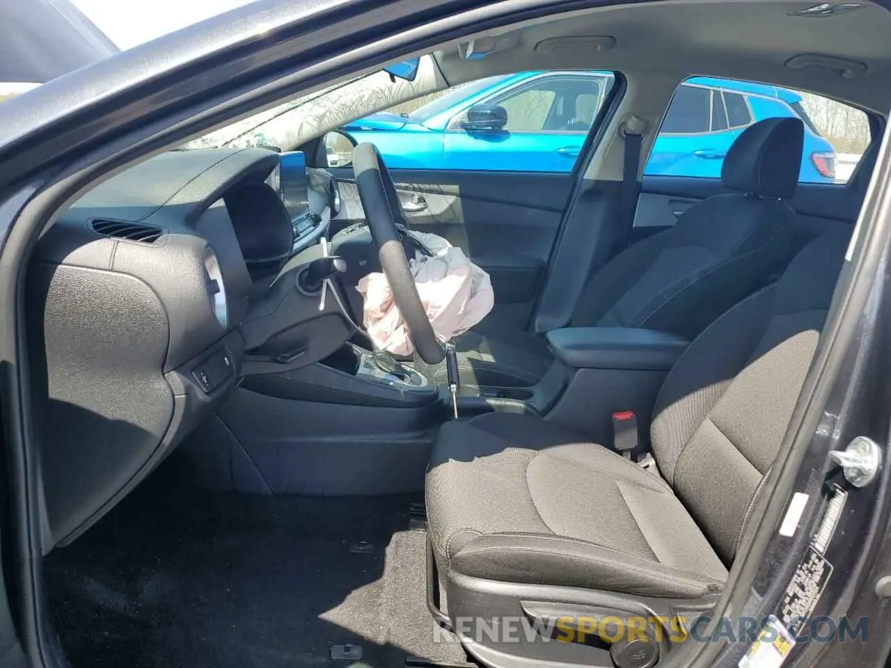7 Photograph of a damaged car 3KPF24AD4PE557024 KIA FORTE 2023