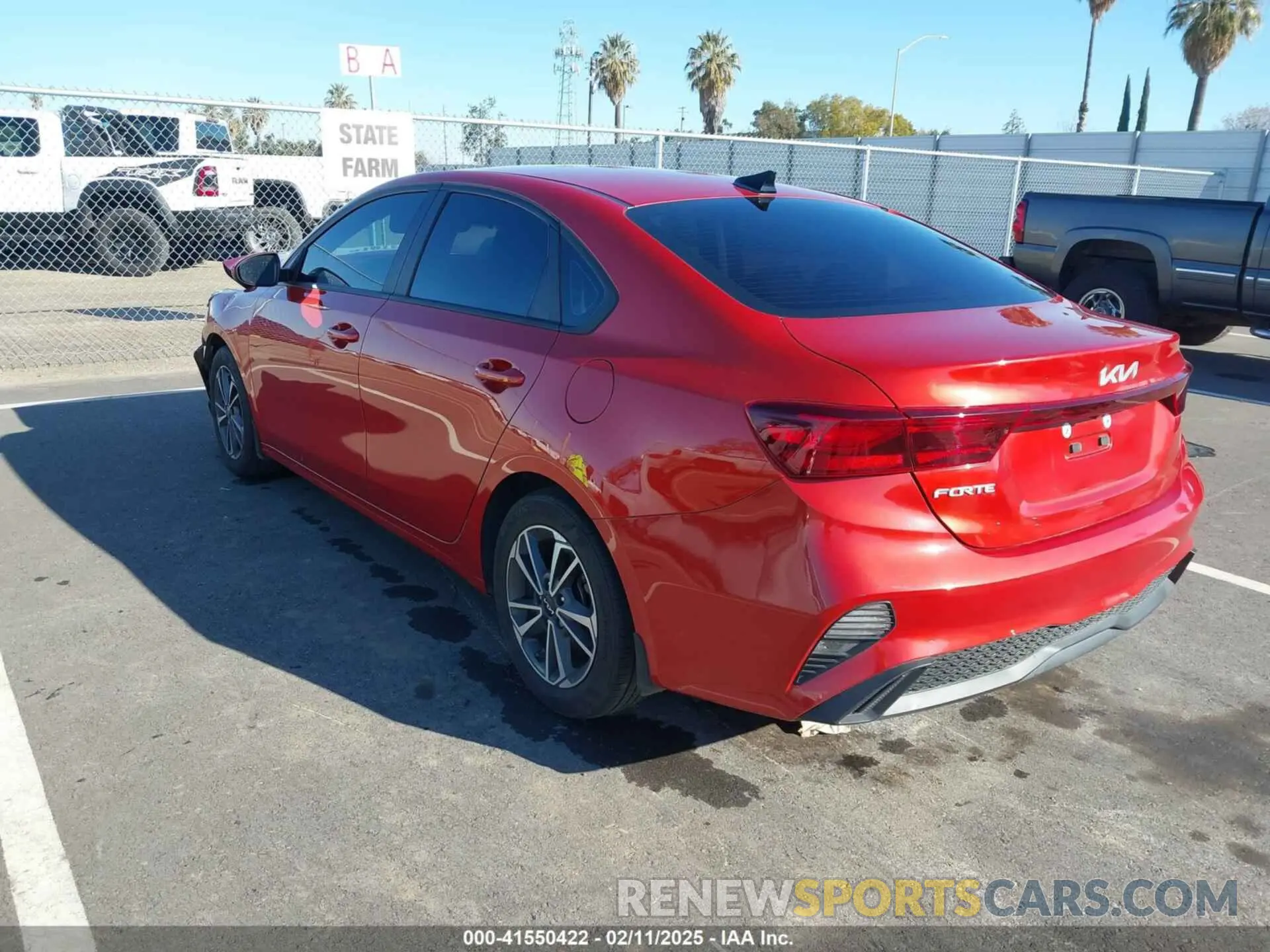3 Photograph of a damaged car 3KPF24AD4PE569903 KIA FORTE 2023