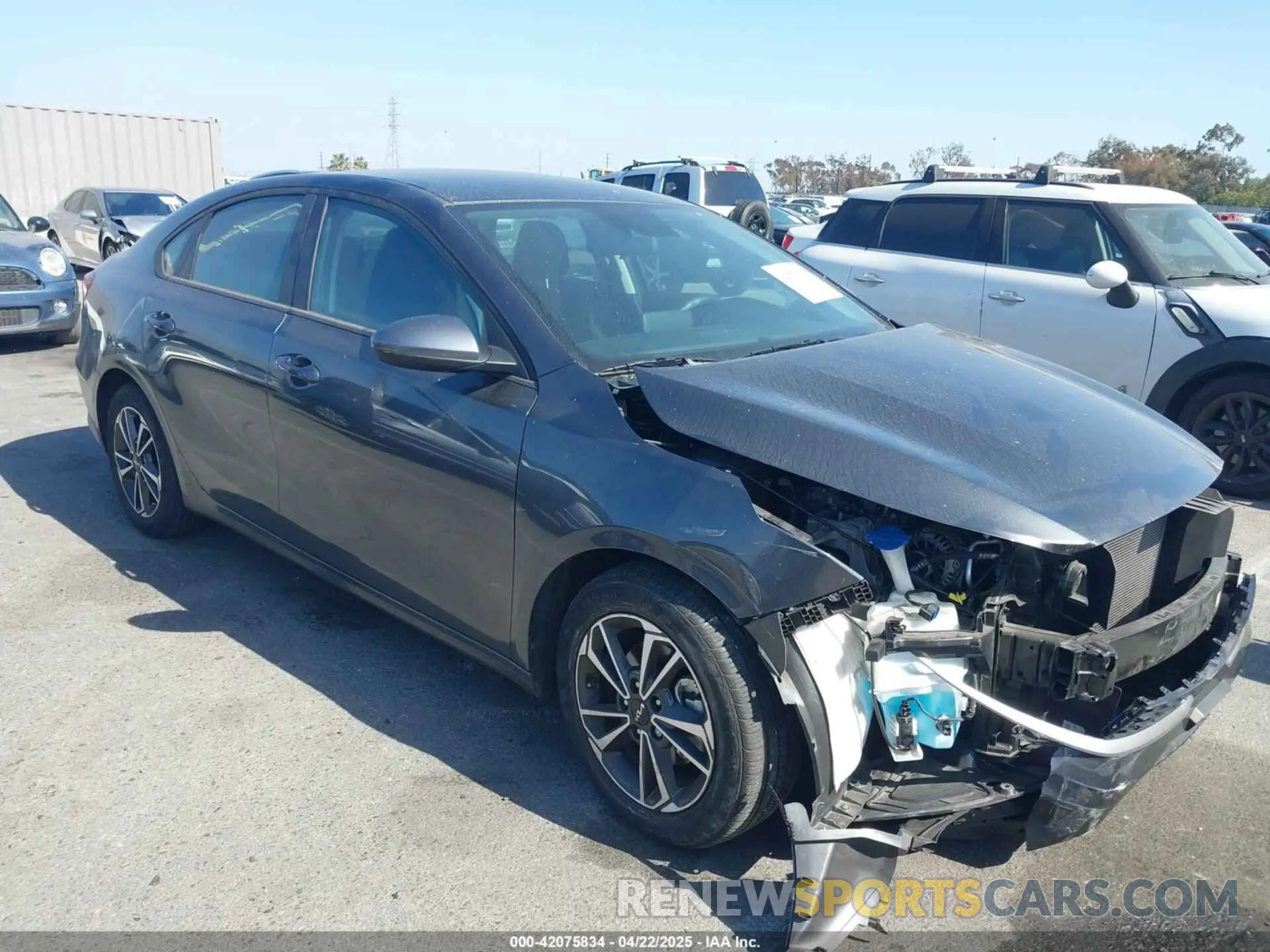 13 Photograph of a damaged car 3KPF24AD4PE621000 KIA FORTE 2023