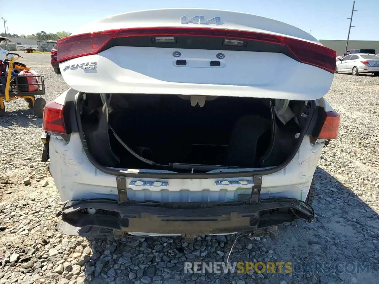 6 Photograph of a damaged car 3KPF24AD4PE654790 KIA FORTE 2023